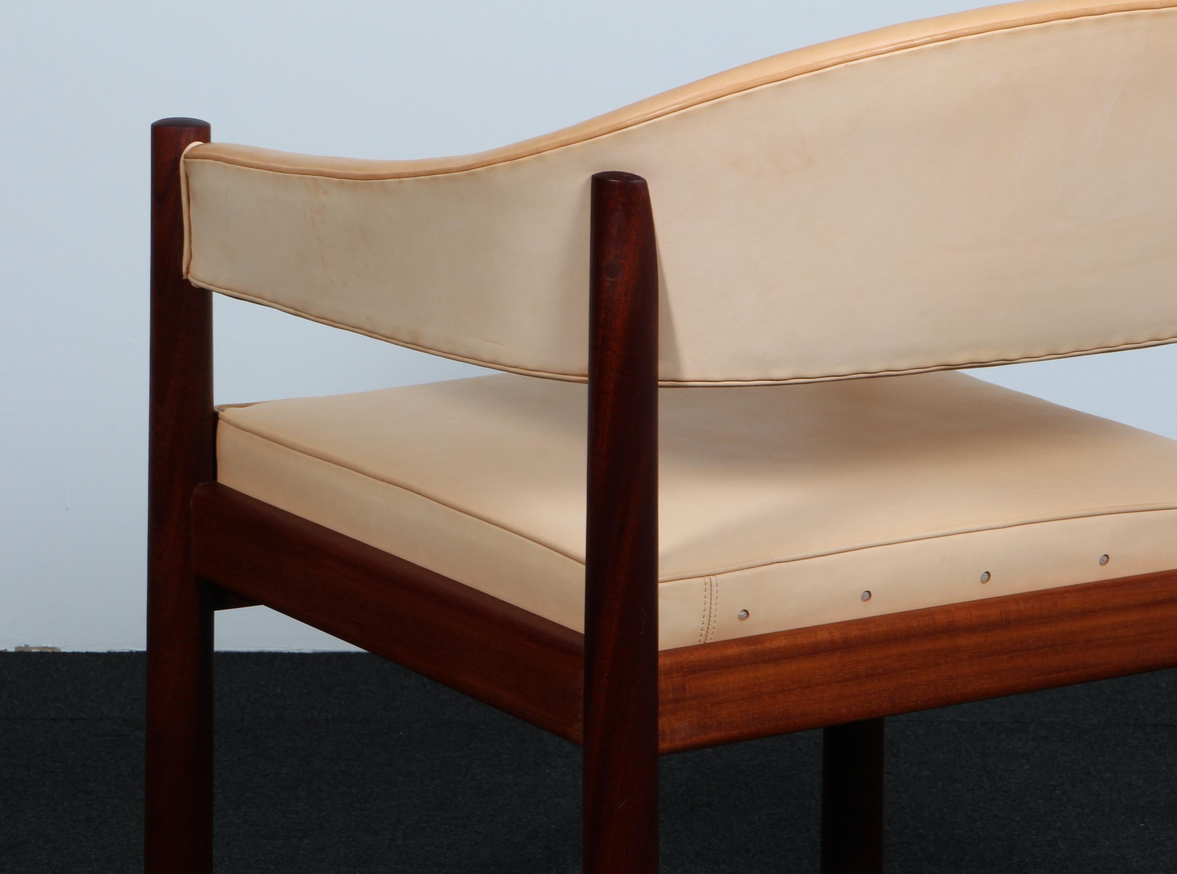 Grete Jalk, Unique. Lounge Chair with Frame of mahogany en vente 1