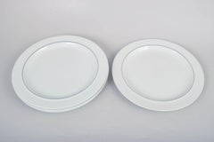 Grethe Meyer, Royal Copenhagen. Set of four Blue Line dinner plates in faience