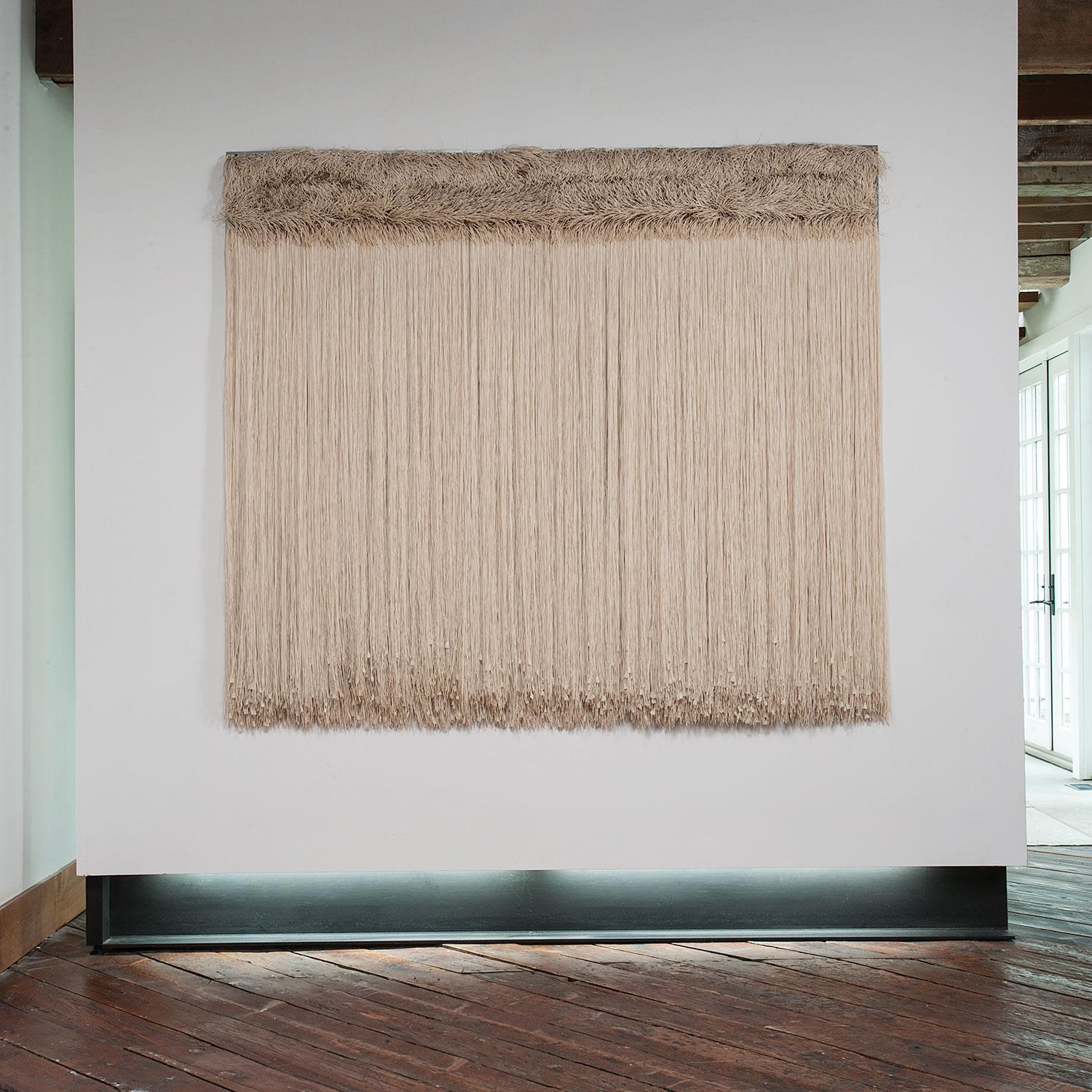 La segunda prima, Escultura mural contemporánea de papel tejido de Grethe Wittrock en venta 3