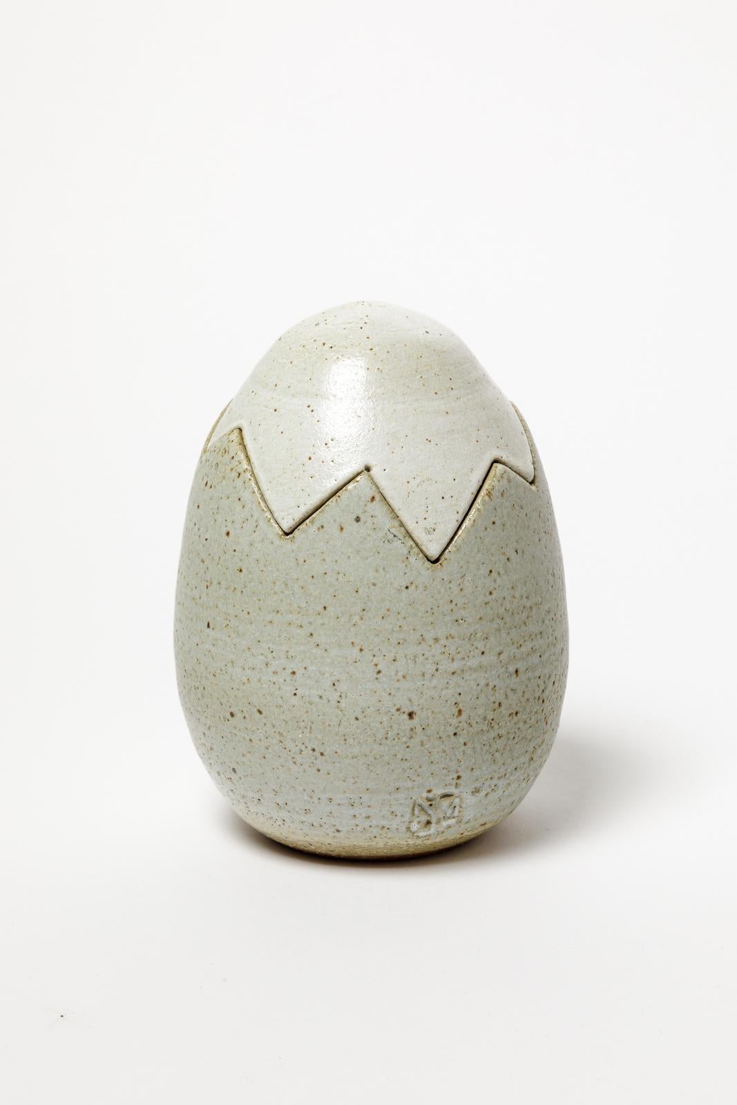 Mid-Century Modern Boîte décorative ou à bijoux en céramique grise du 20e siècle par Yves Marian 1970 5/6 en vente