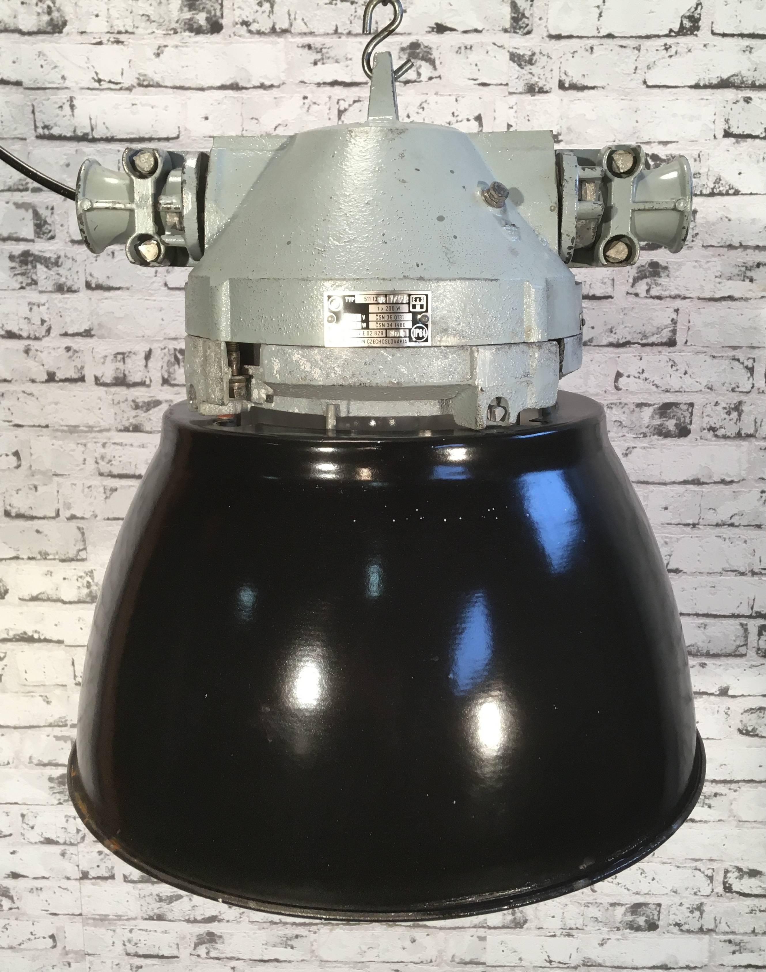 Grey Aluminium Explosion Proof Lamp with Black Enamelled Shade, 1960s In Good Condition In Kojetice, CZ