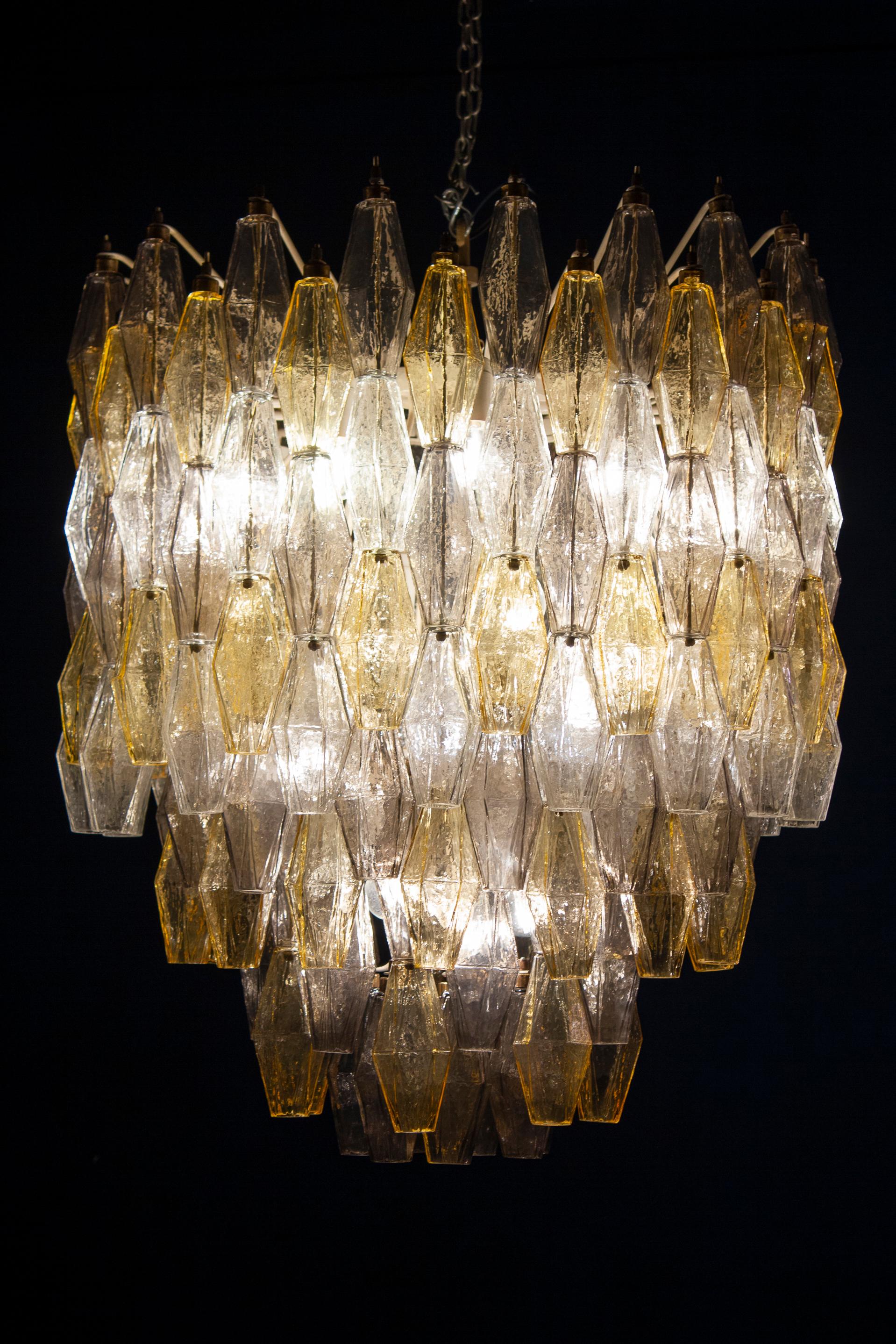 Grey and Amber Spectacular Mid-Century Poliedri Chandelier, 1960 For Sale 6