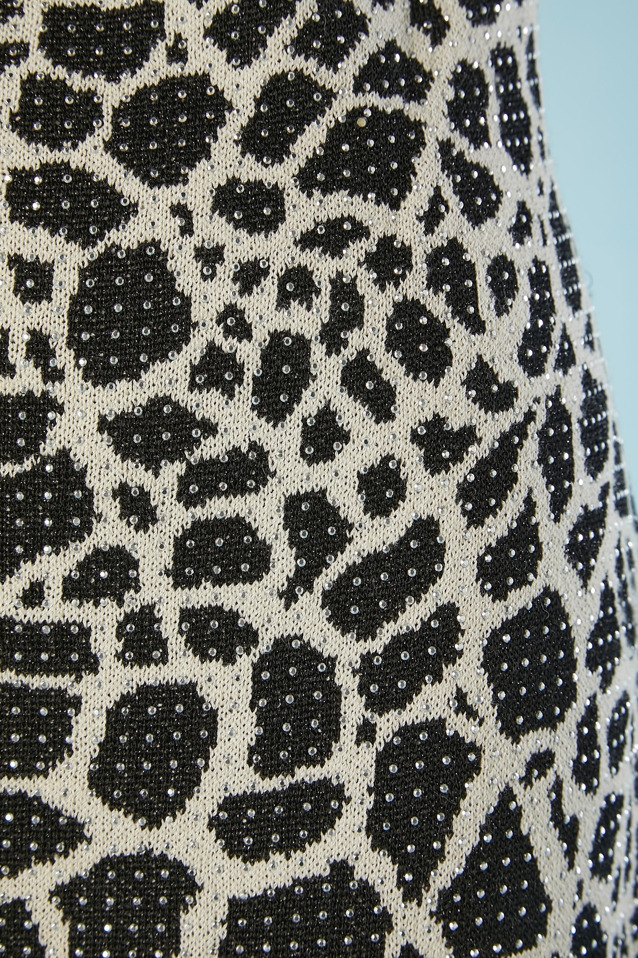 Noir Robe de cocktail en maille jacquard grise et noire avec mini clous St John EVENING en vente