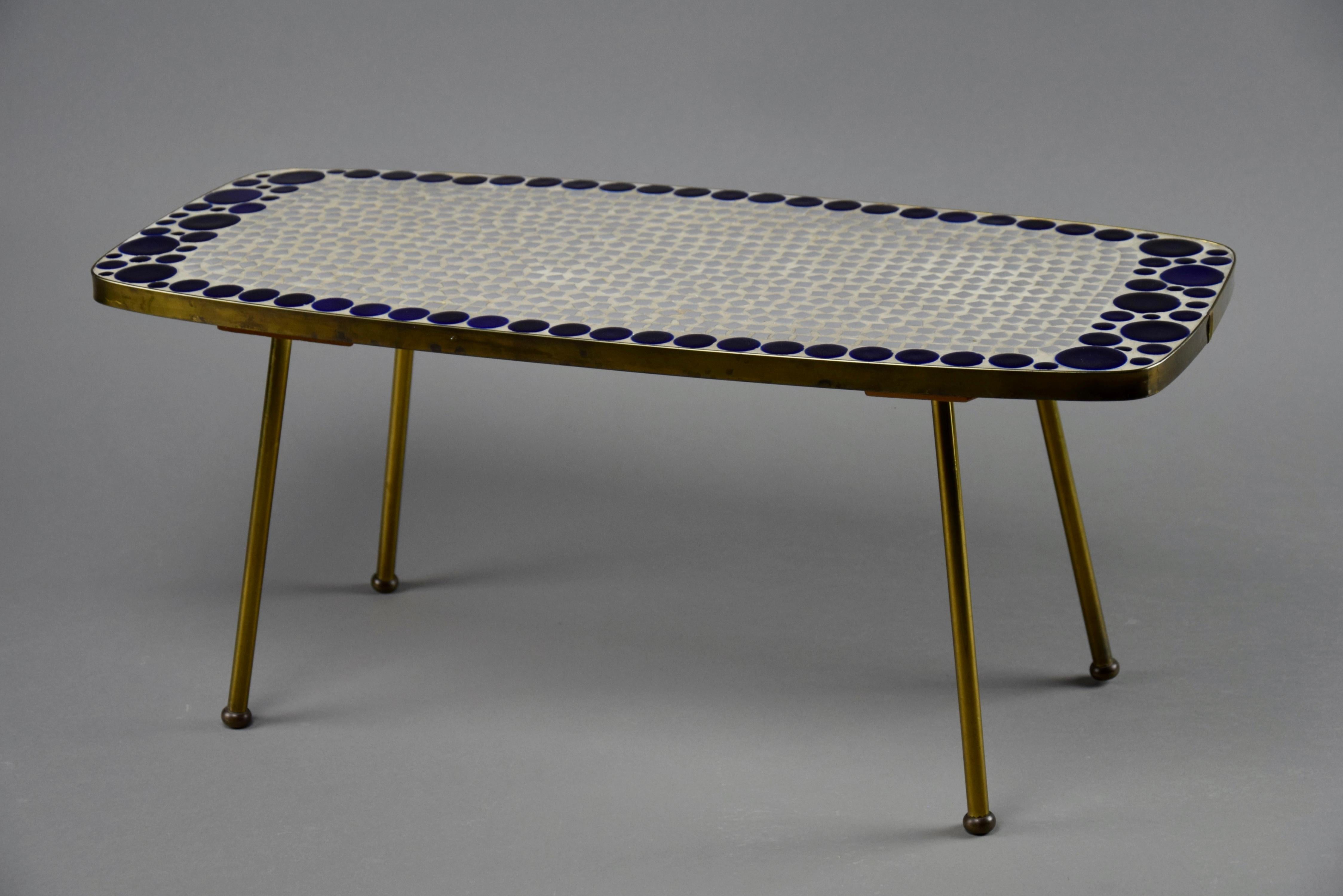 Table d'appoint en mosaïque de verre grise et bleue en laiton, mi-siècle moderne en vente 4