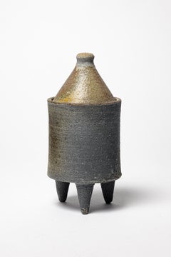 boxe de cerámica de gres gris y marrón de B. Chassang pieza única