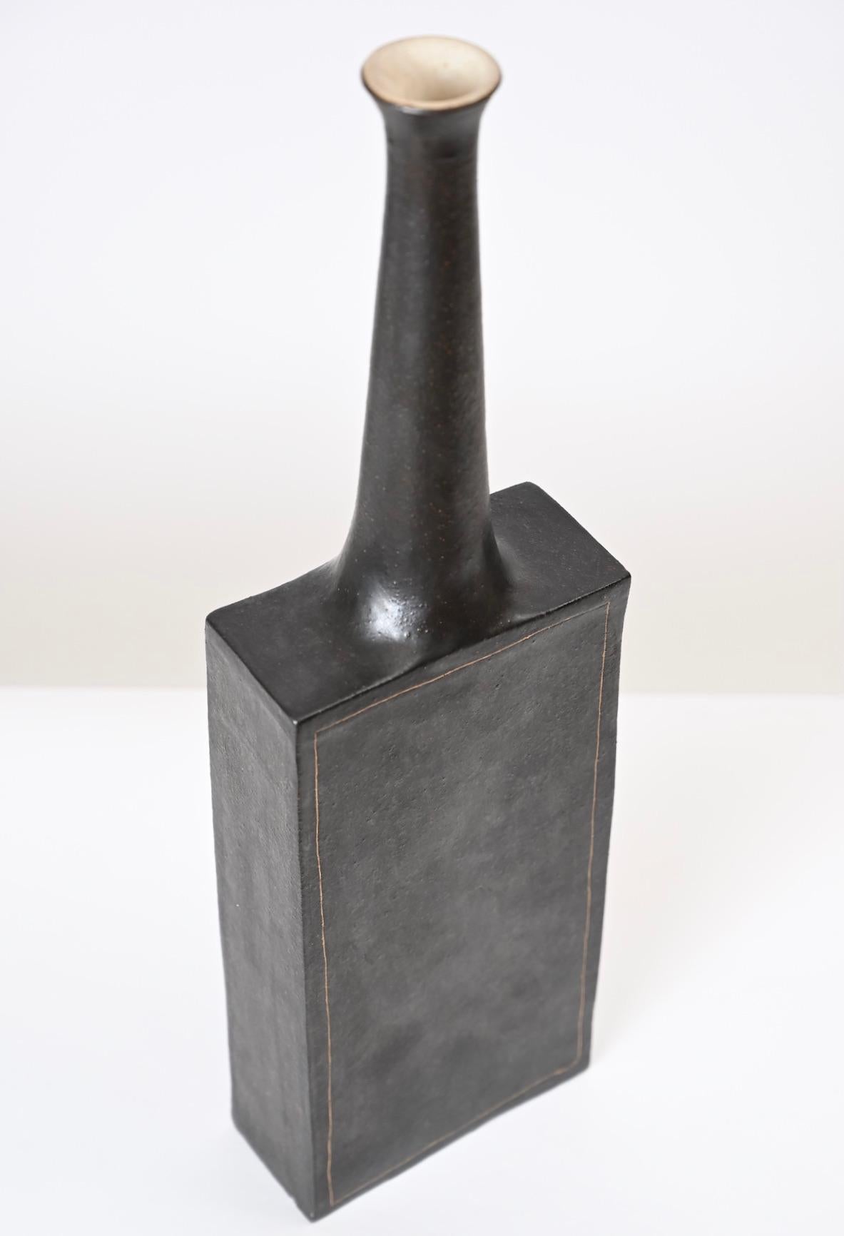 Vase en céramique émaillée en faïence de Bruno Gambone, Italie, vers 1970 1