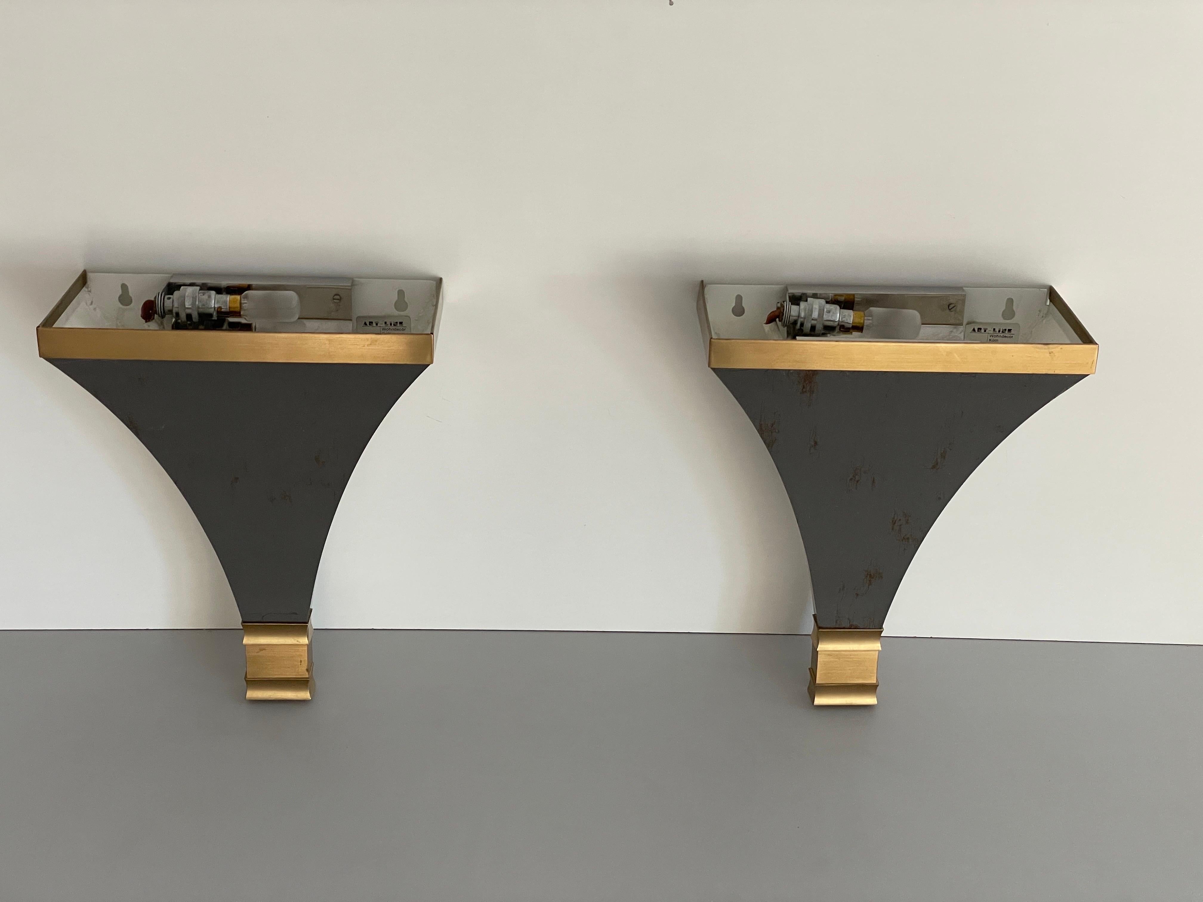 Paar Wandleuchter aus grauem und goldenem Metall von Art-Line, 1980er Jahre, Deutschland im Zustand „Gut“ im Angebot in Hagenbach, DE