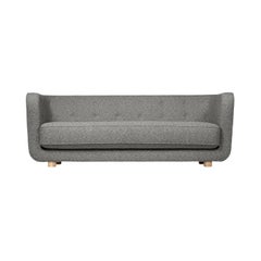 Sofá Hallingdal Vilhelm gris y roble natural by Lassen