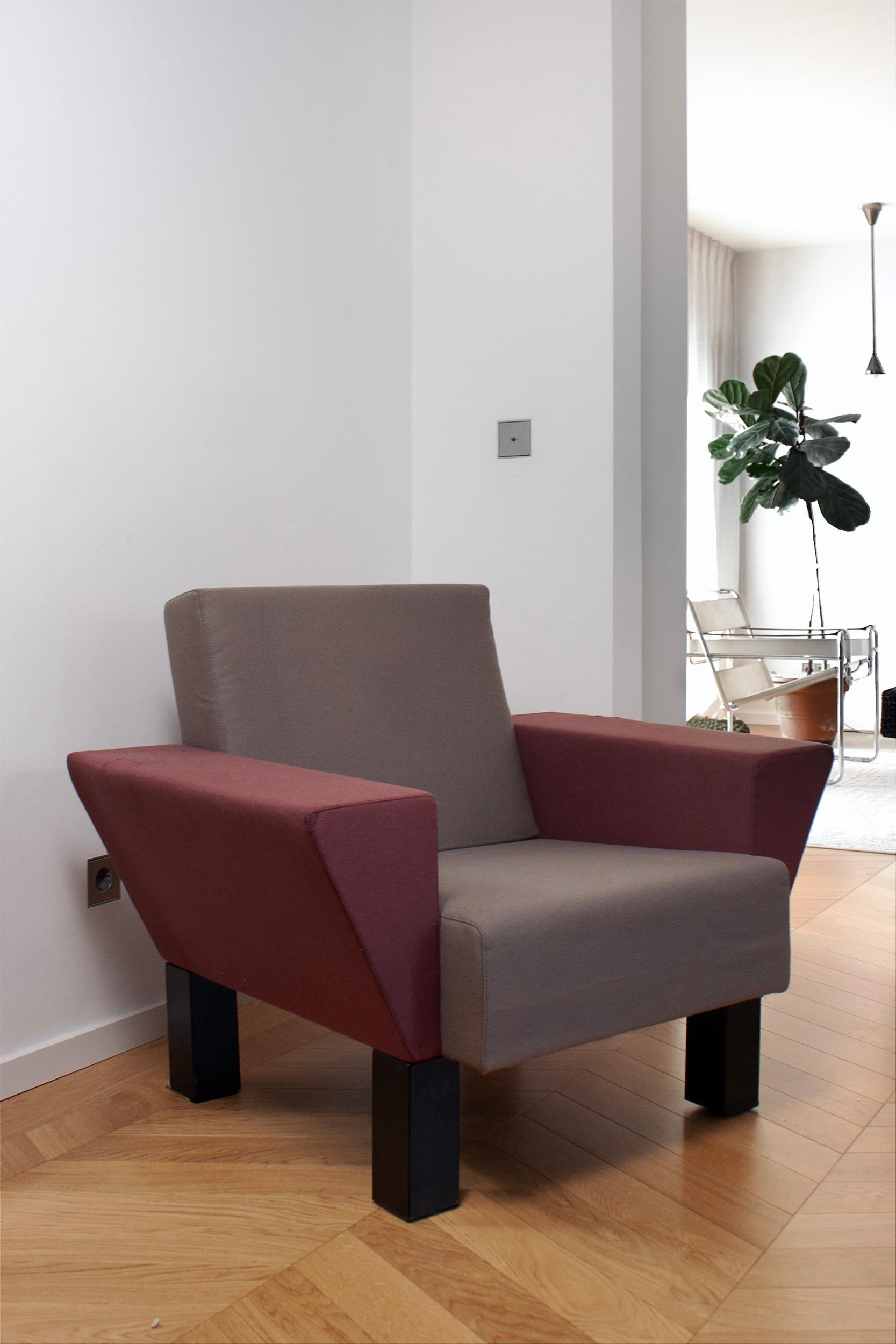 Postmoderno set di due poltrone Westside grigio e viola degli anni '80 di Ettore Sottsass per Knoll in vendita