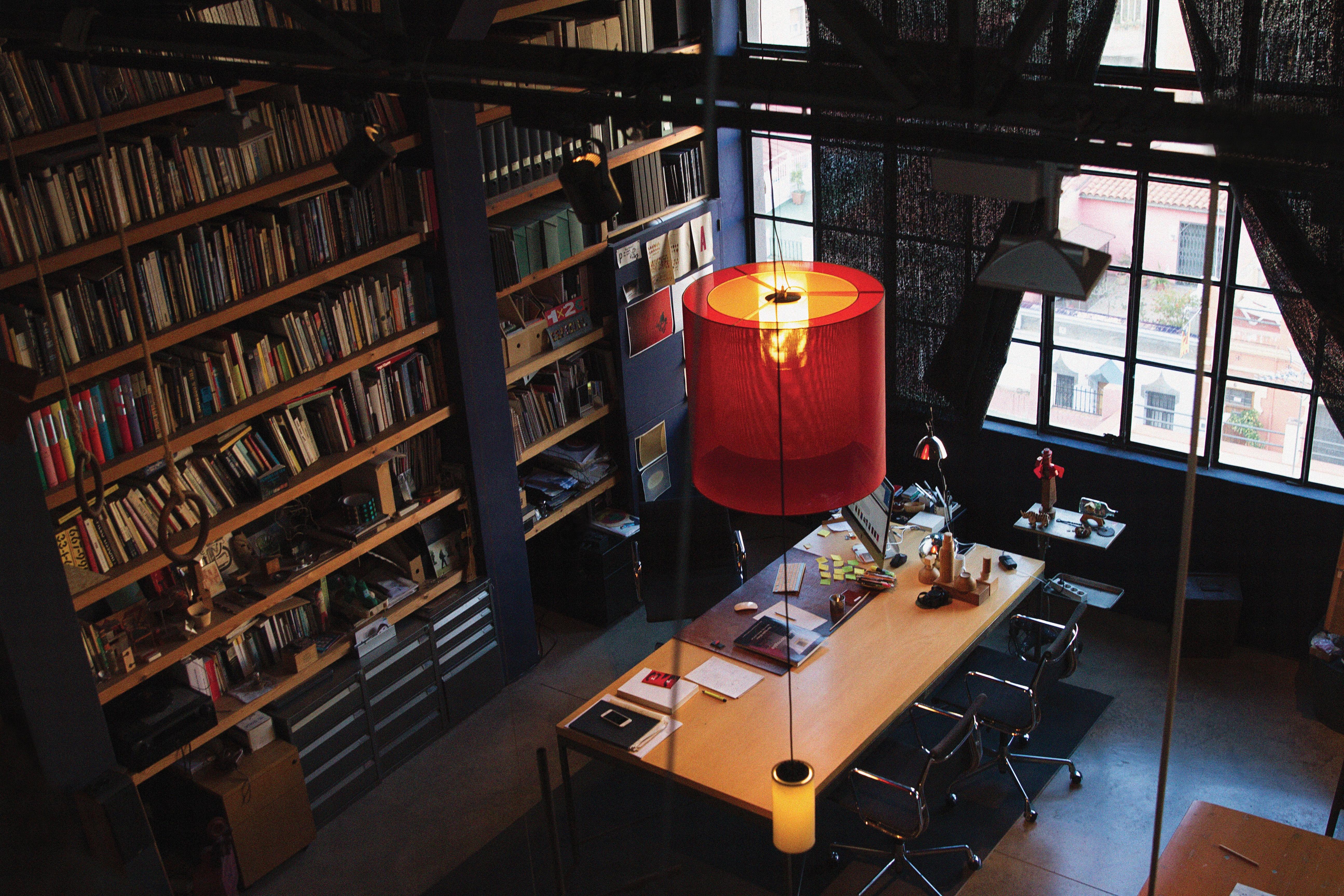 Contemporary Grey and Red Moaré LM Pendant Lamp by Antoni Arola For Sale