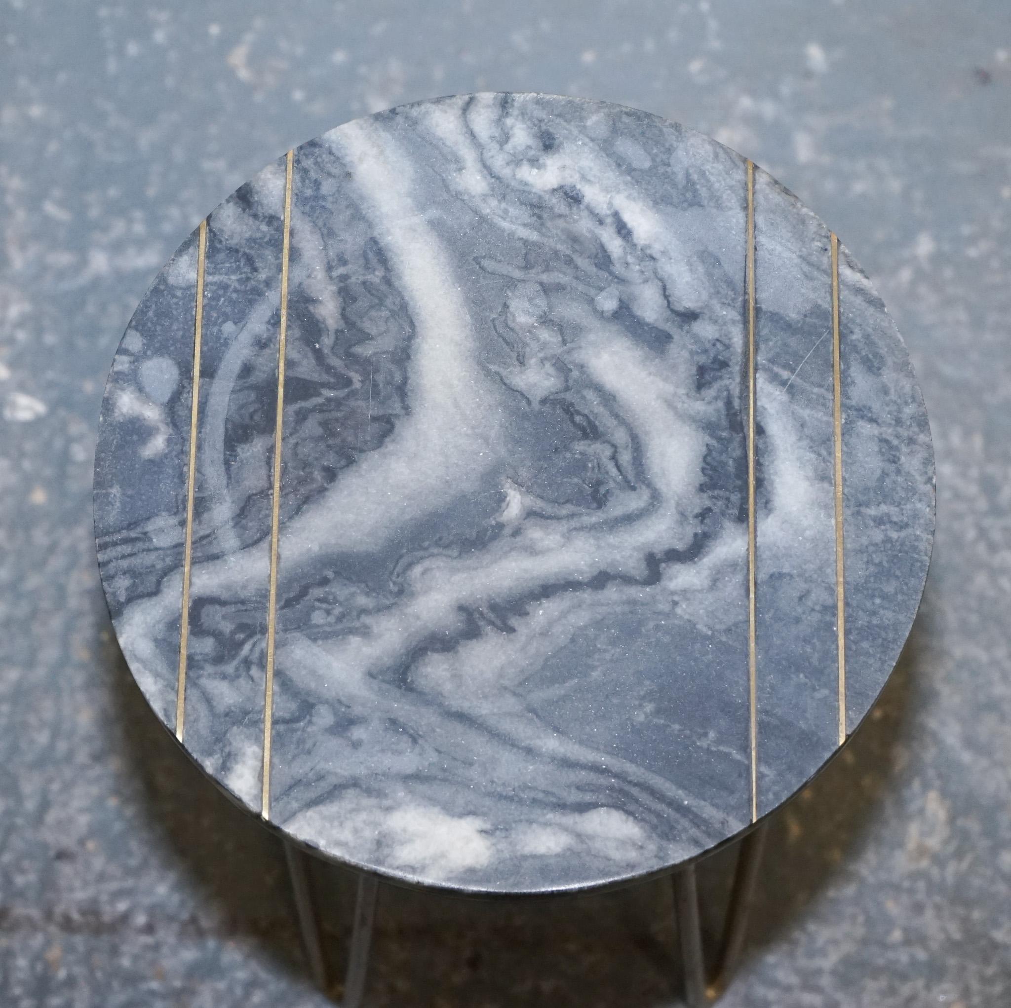 GREY AND WHITE MARBLE TOP WITH GOLD PIN LEGS PLANT LAMP SiDE TABLE For Sale 1
