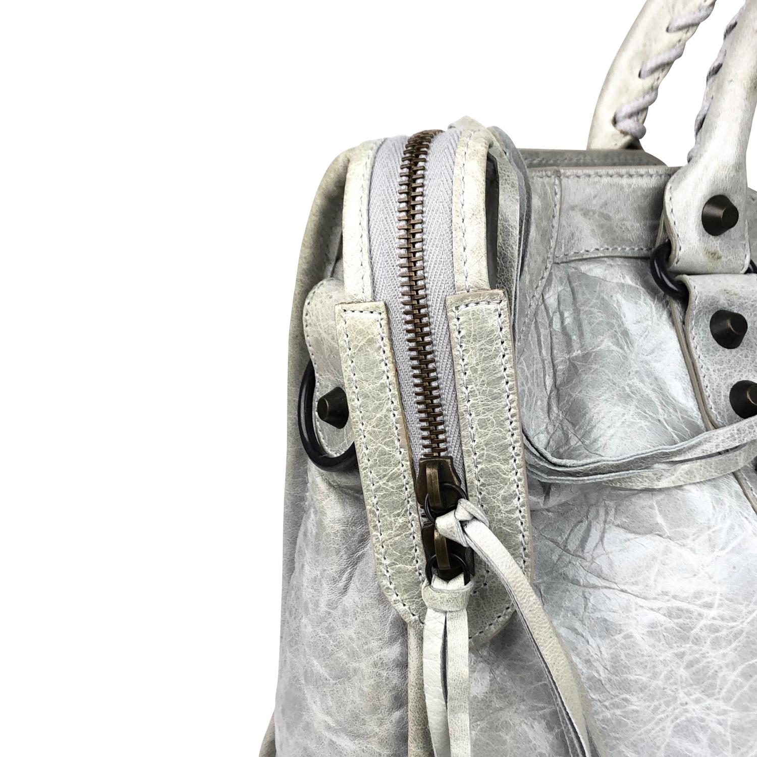 Gray Grey Arena Leather Balenciaga Classic City Bag  For Sale