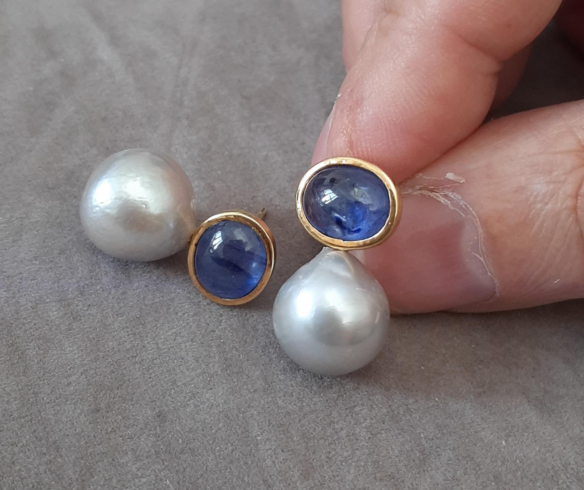 Boucles d'oreilles avec chaton en or jaune 14K, perles baroques grises, saphirs bleus ovales et cabochons en vente 3