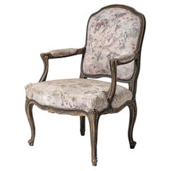 Grey Baroque-style Armchair