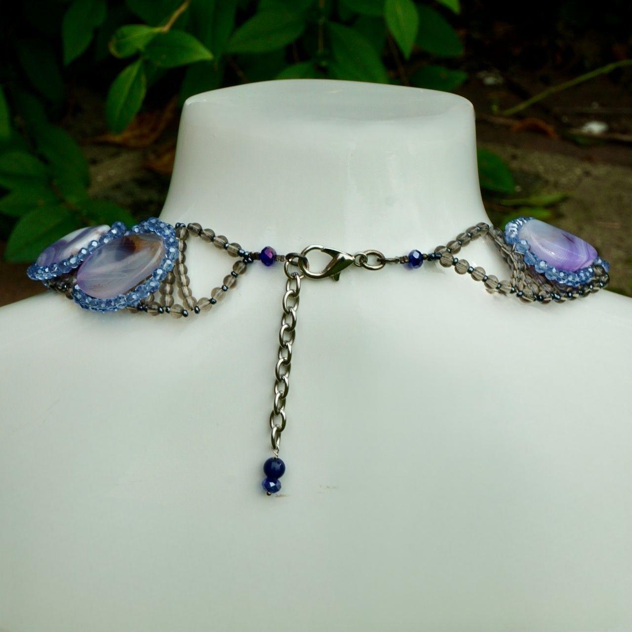da uomo o donna Collare / Collana di perline grigie con ametiste ovali e perline blu Aurora Boreale in vendita