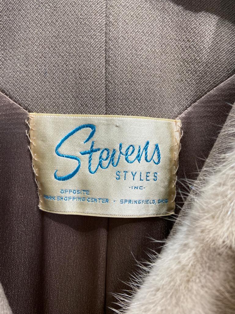 Grey-beige double-breasted 1950's wool coat with mink collar and cuffs STEVENS  3