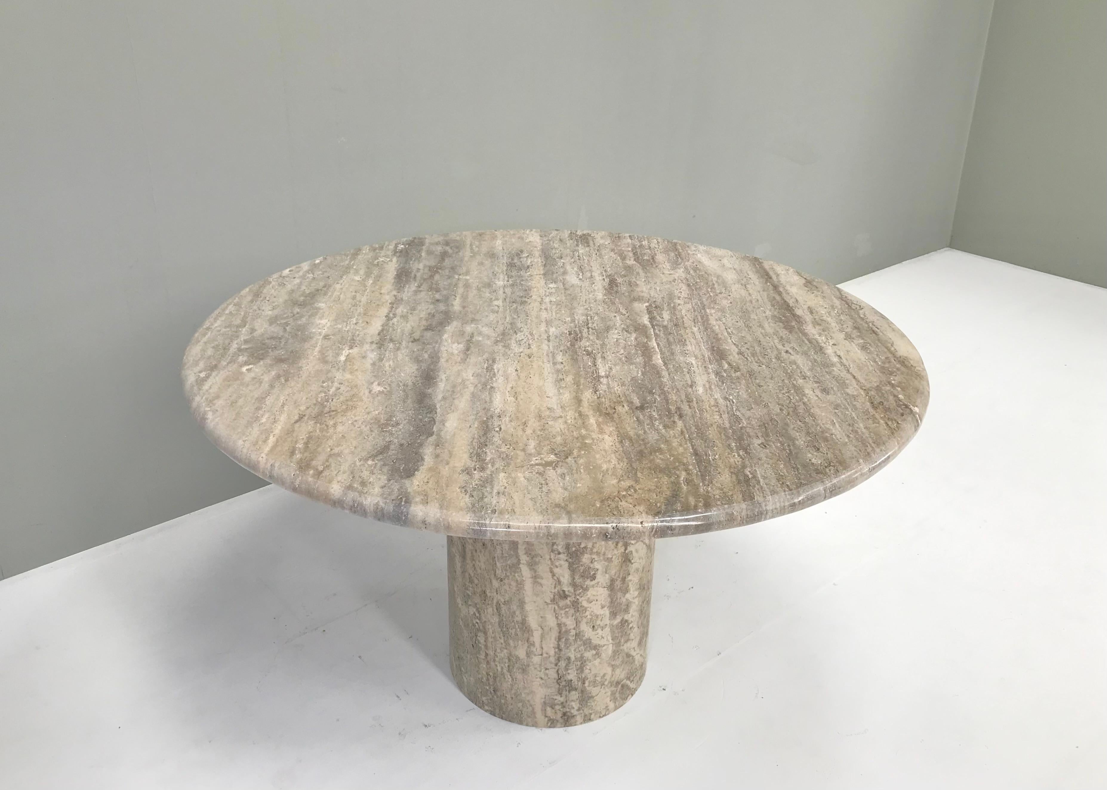 Dutch Grey / Beige Travertine Round Dining Table For Sale