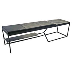 Panchina Grey Bird, collezione Concrete + Steel di Joshua Howe Design