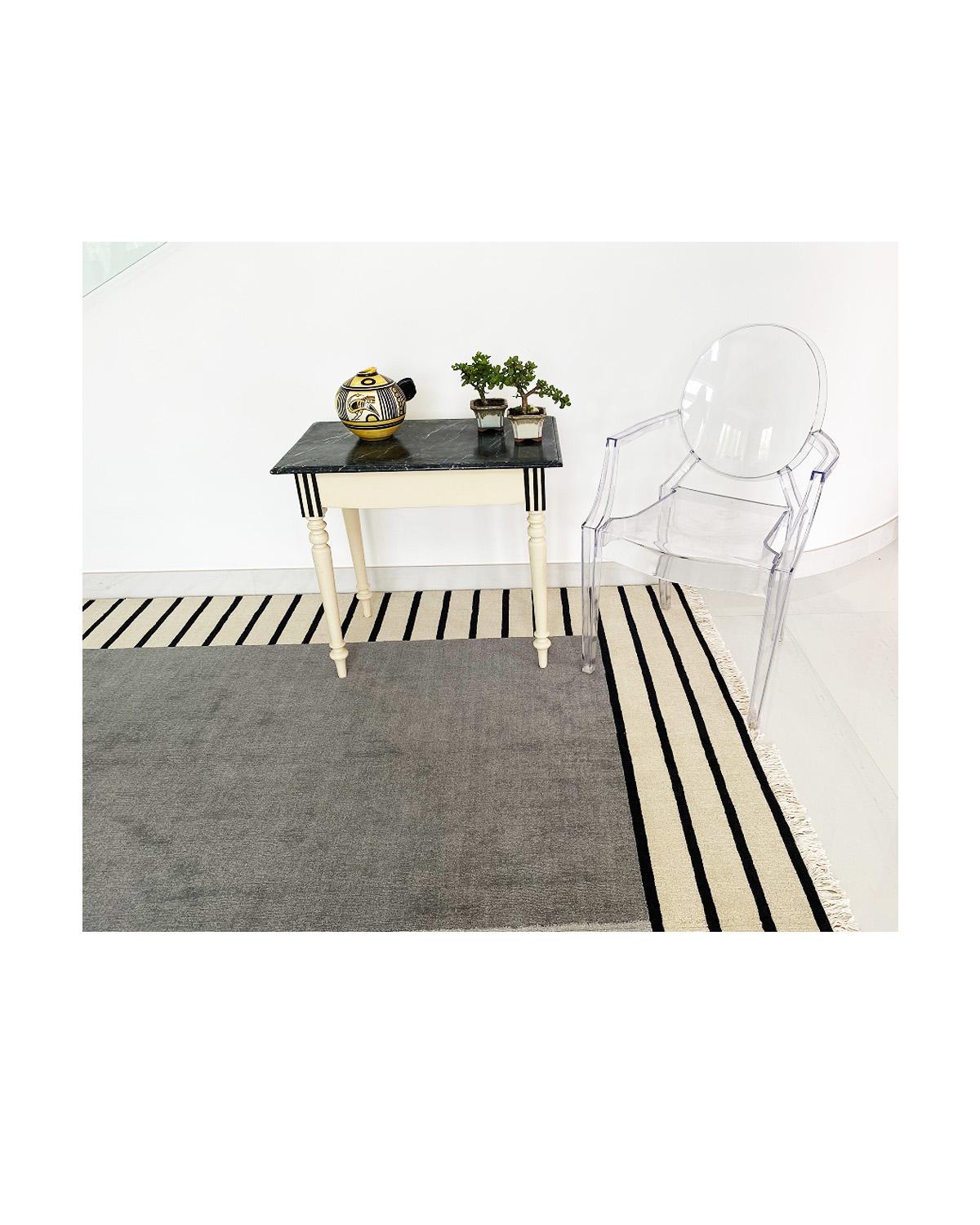 Contemporary Rug Grey Wool Modern Geometric Black Beige Stripes Boxes Design hand made For Sale