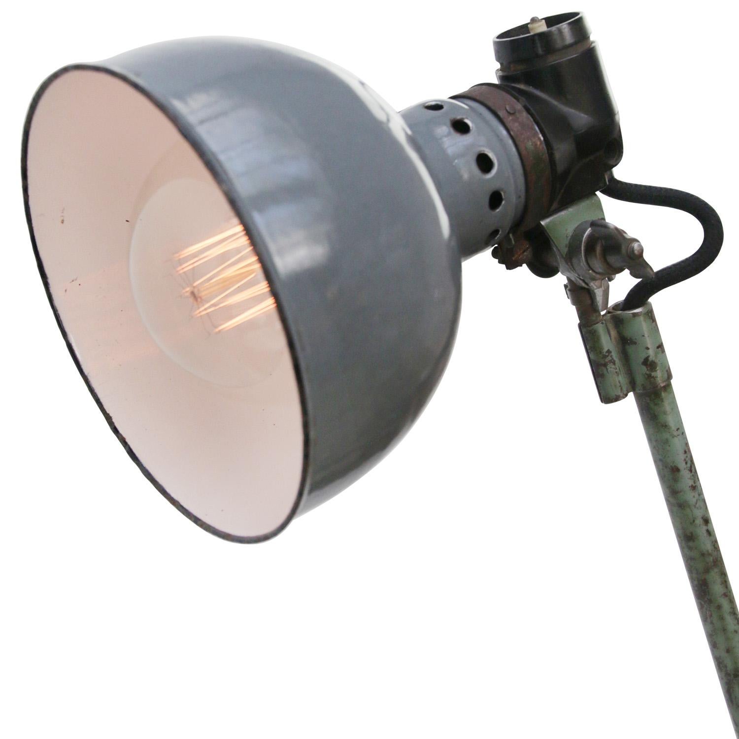 Grey blue industrial 2-arm work light by Rademacher
Adjustable in height and angle
Including plug and switch

Weight: 2.00 kg / 4.4 lb

Priced per individual item. All lamps have been made suitable by international standards for incandescent
