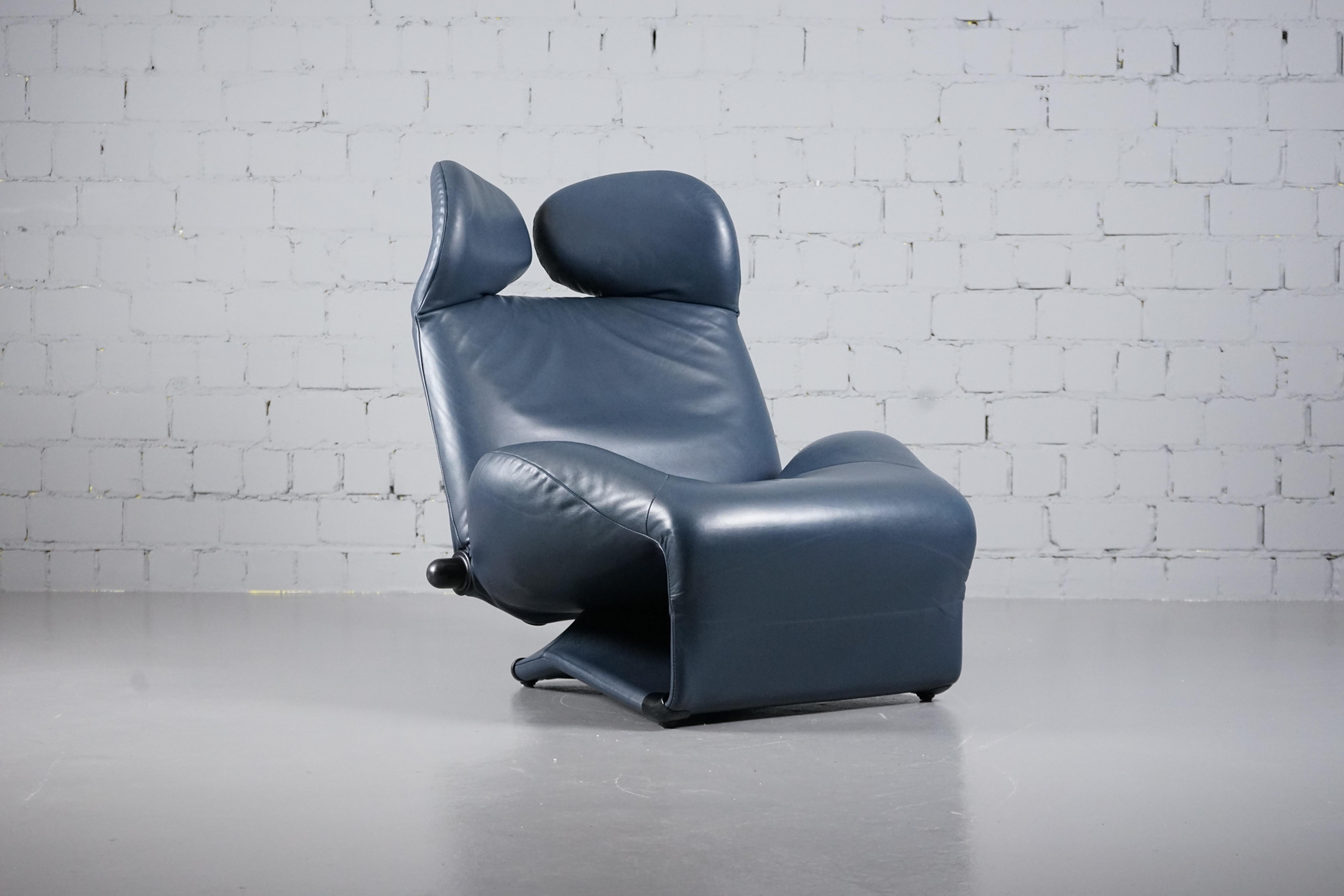 Grey-Blue Leather Wink Lounge Chair by Toshiyuki Kita for Cassina, 1980s For Sale 7