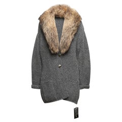 Graue & braune Louis Feraud Schurwoll-Strickjacke mit Pelzbesatz Größe US 16