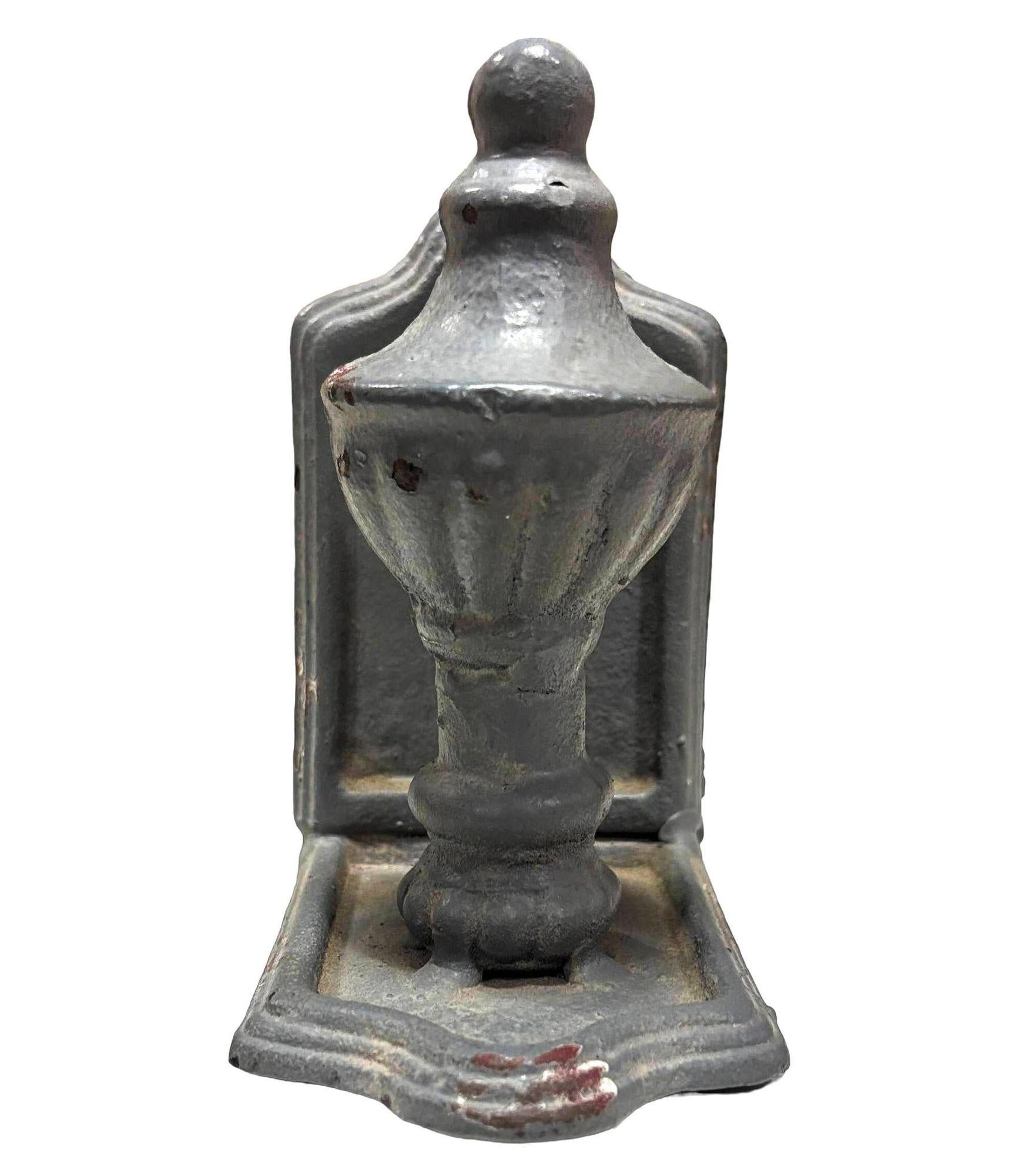 Fer Paire de serre-livres en fonte émaillée gris de style colonial en vente