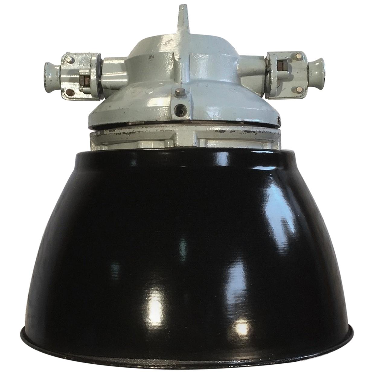 Grey Cast Aluminium Explosion Proof Lamp with Black Enameled Shade