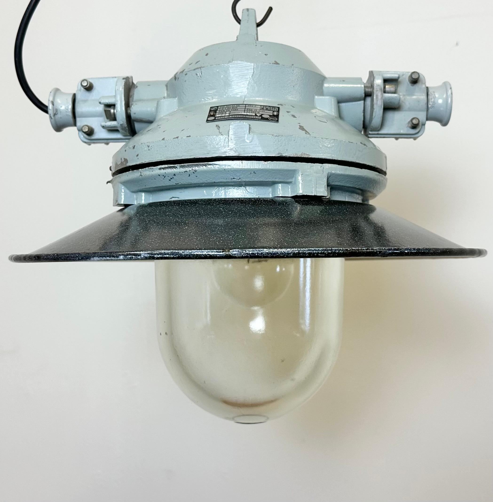 Grey Cast Aluminium Explosion Proof Lamp with Enameled Shade, 1970s For Sale 2