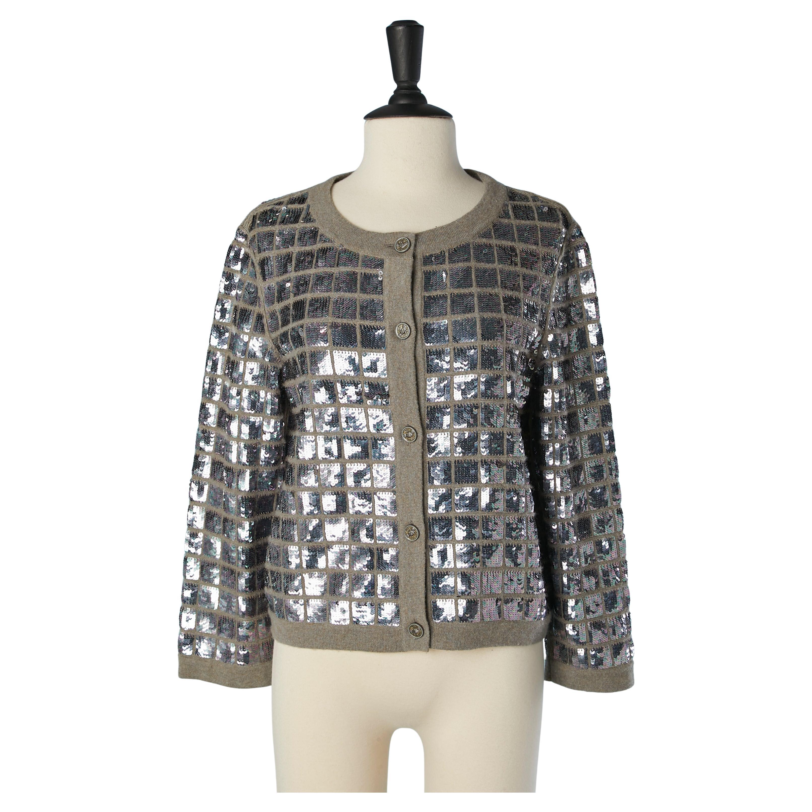 Cardigan grigio in cashmere chiné con paillettes argentate CHANEL