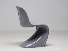Sedia Panton classica grigia