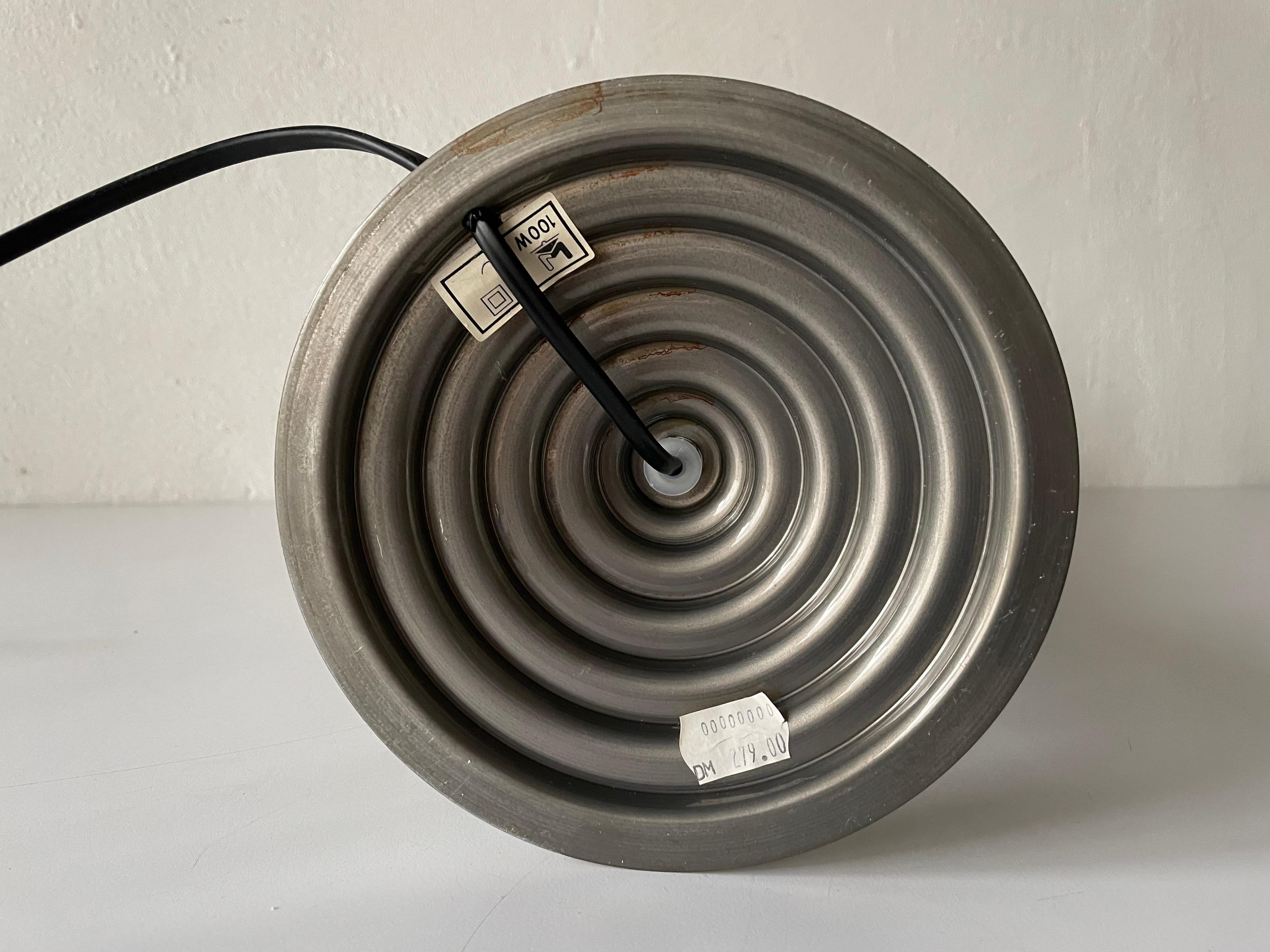 Lampe de bureau grise à motif conique, dans le style de Mathieu Matgot, 1970, Allemagne en vente 10