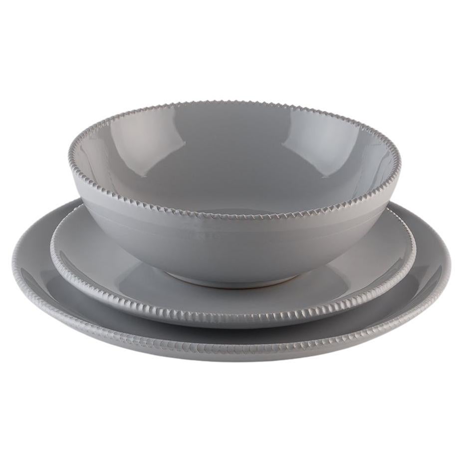 Platos grises almenados: Sopa, soporte, plato auxiliar para 4. Hecho a mano en Italia 2024