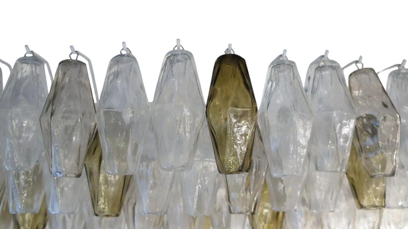 Un extraordinaire lustre moderne du milieu du siècle à Murano, réalisé par Alberto Donà dans les années 1980, composé de 280 éléments en verre soufflé à la main appelés 