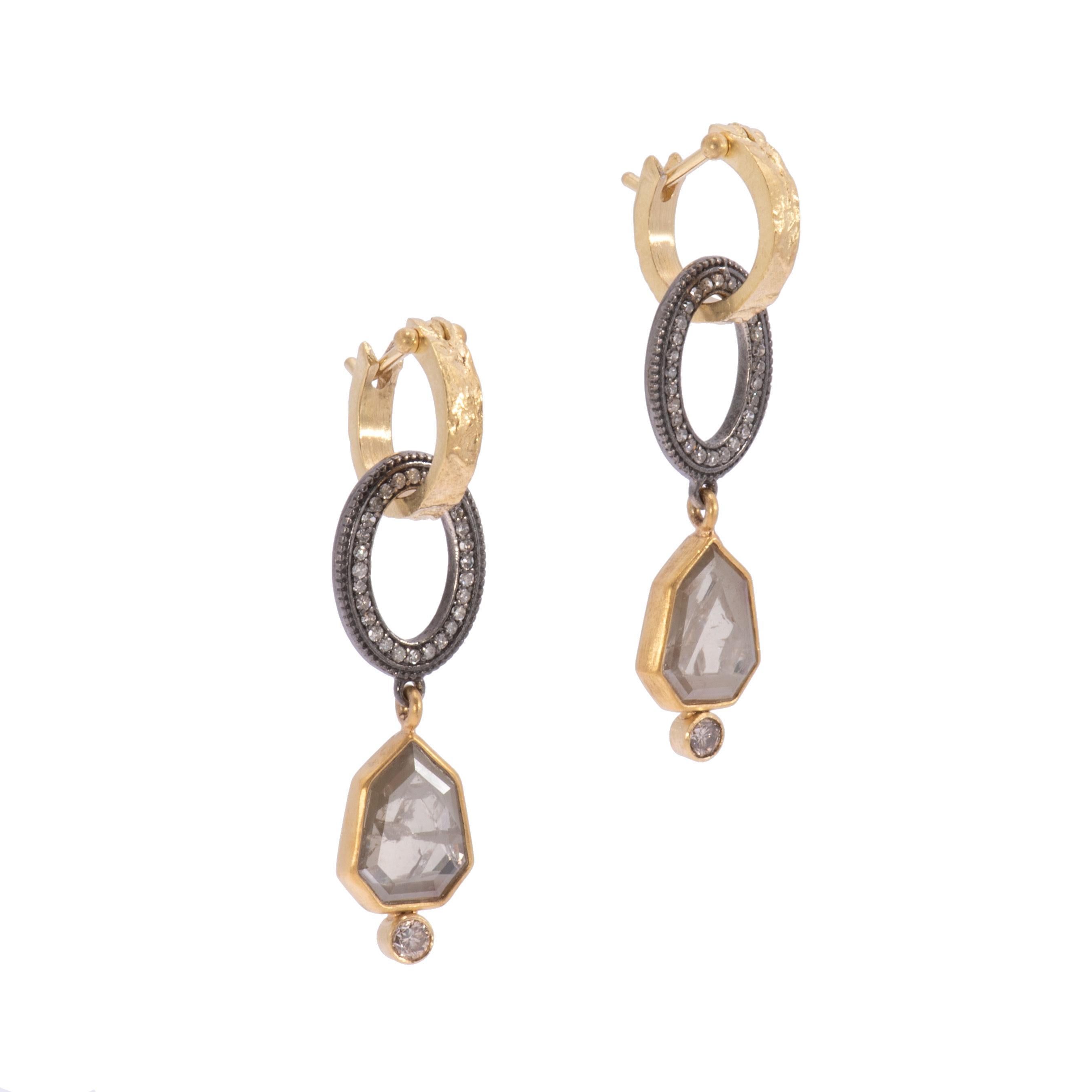 Contemporary Grey Diamond Vintage Mirror Drop Earrings in 18 Karat Gold For Sale