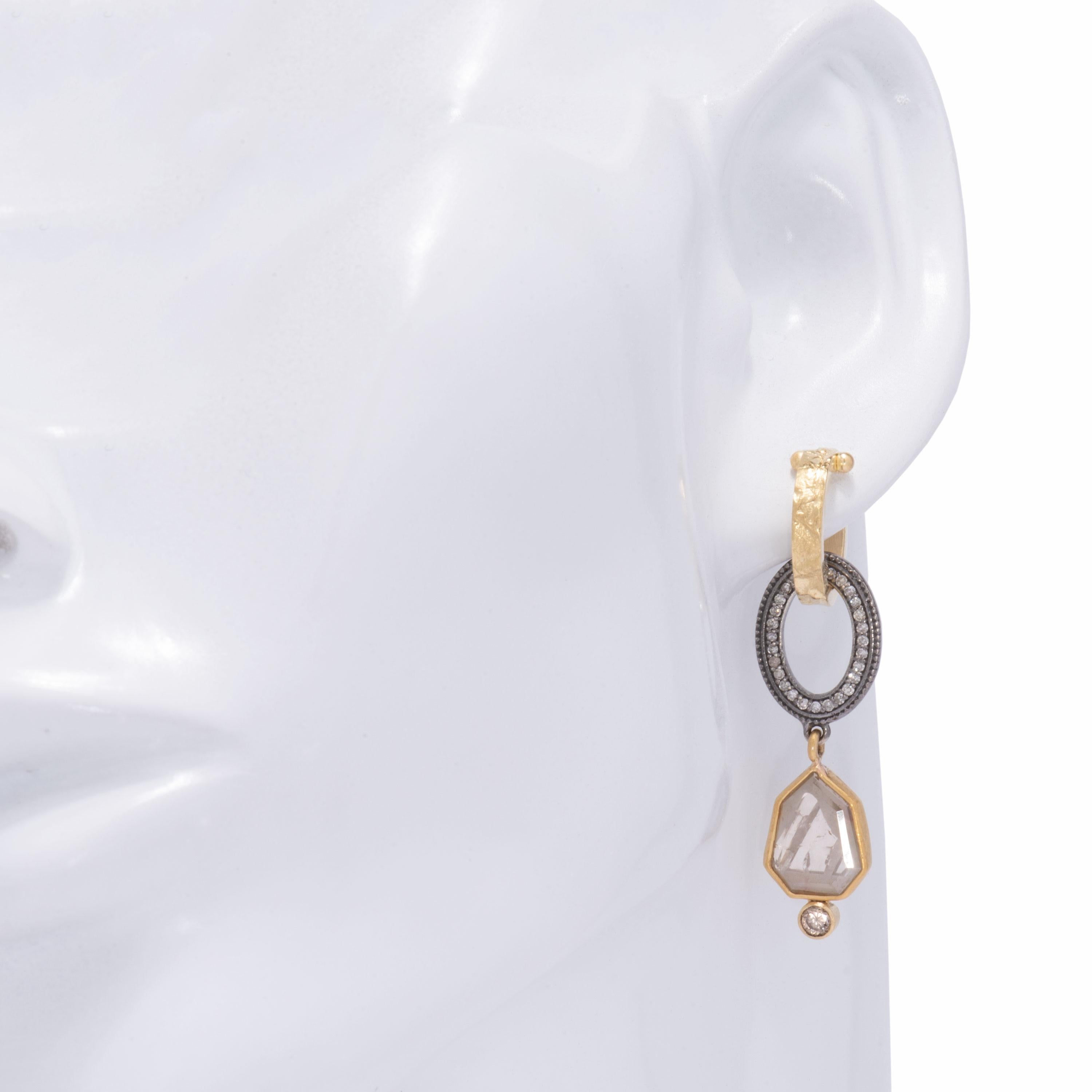 Grey Diamond Vintage Mirror Drop Earrings in 18 Karat Gold In New Condition For Sale In Santa Fe, NM