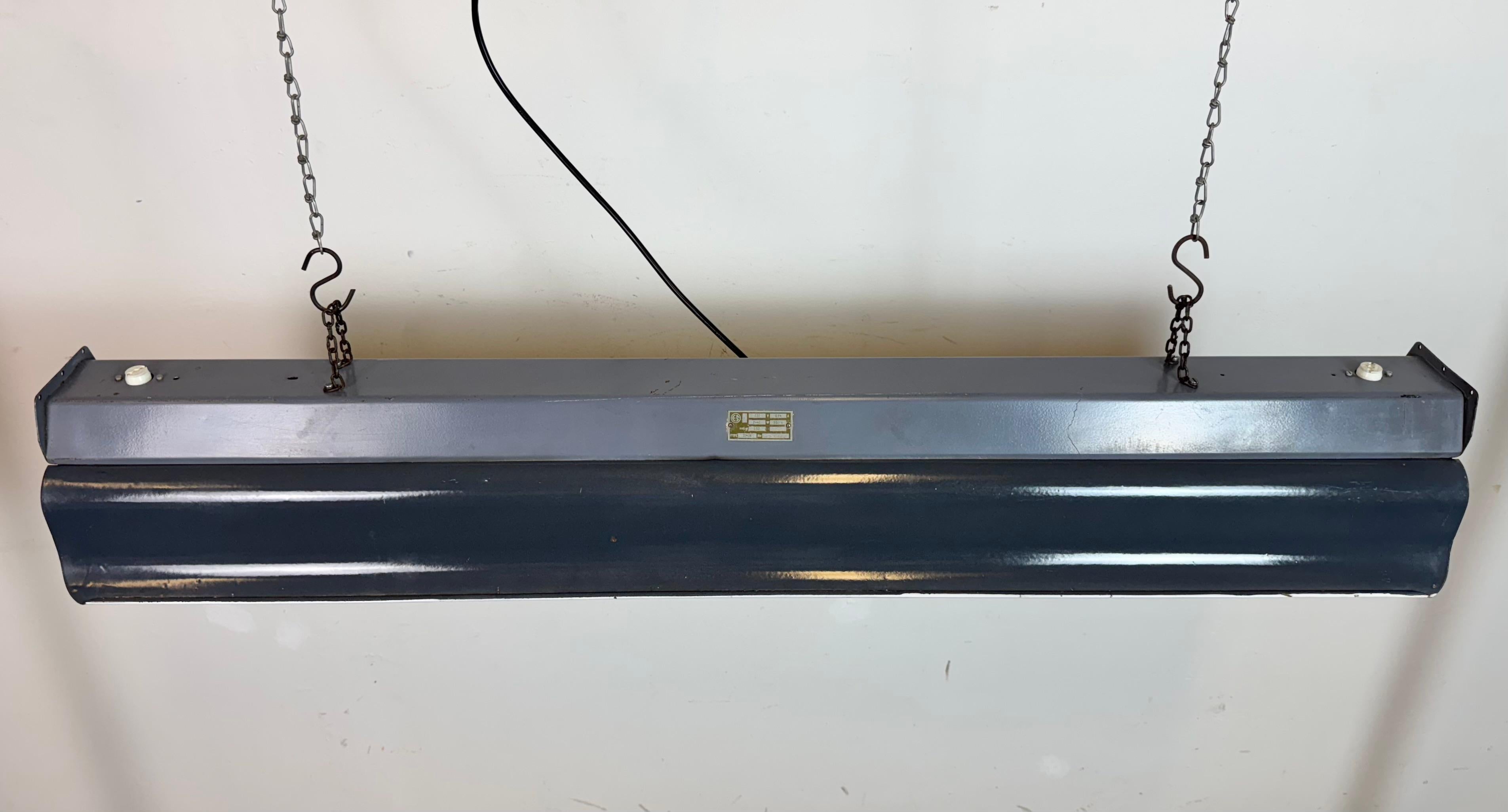 Grey Enamel Industrial Hanging Tube Light from Elektrosvit, 1960s In Good Condition For Sale In Kojetice, CZ