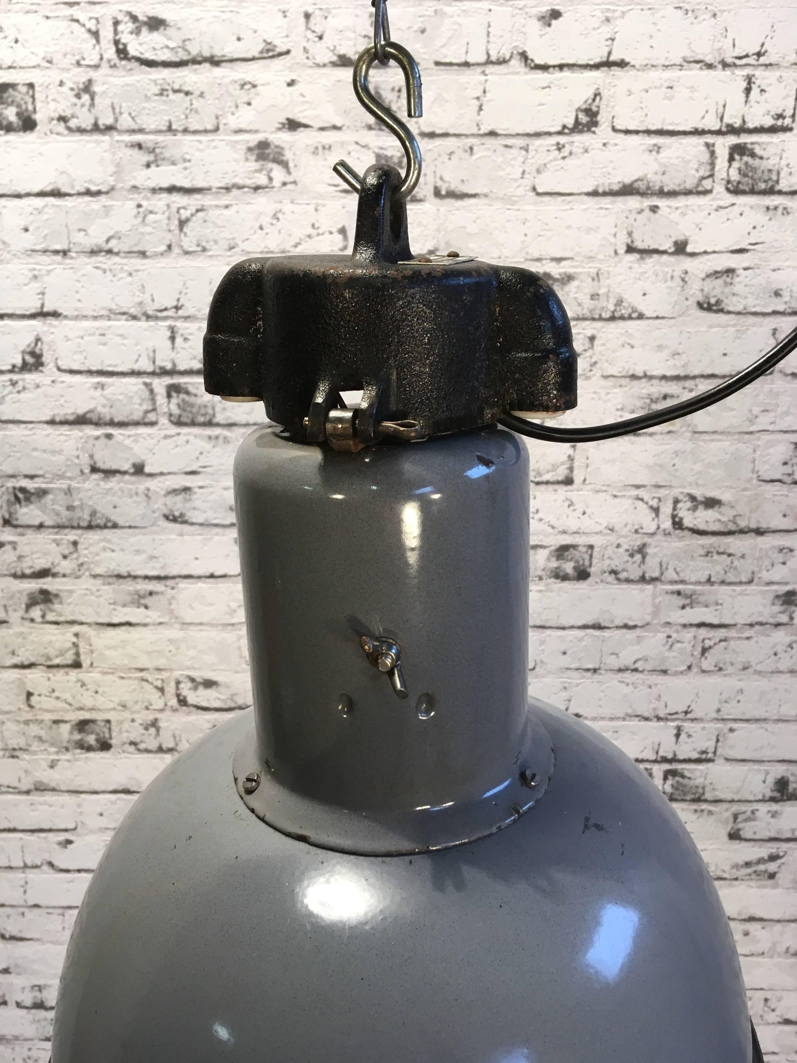Mid-20th Century Grey Enamel Vintage Industrial Hanging Bauhaus Lamp