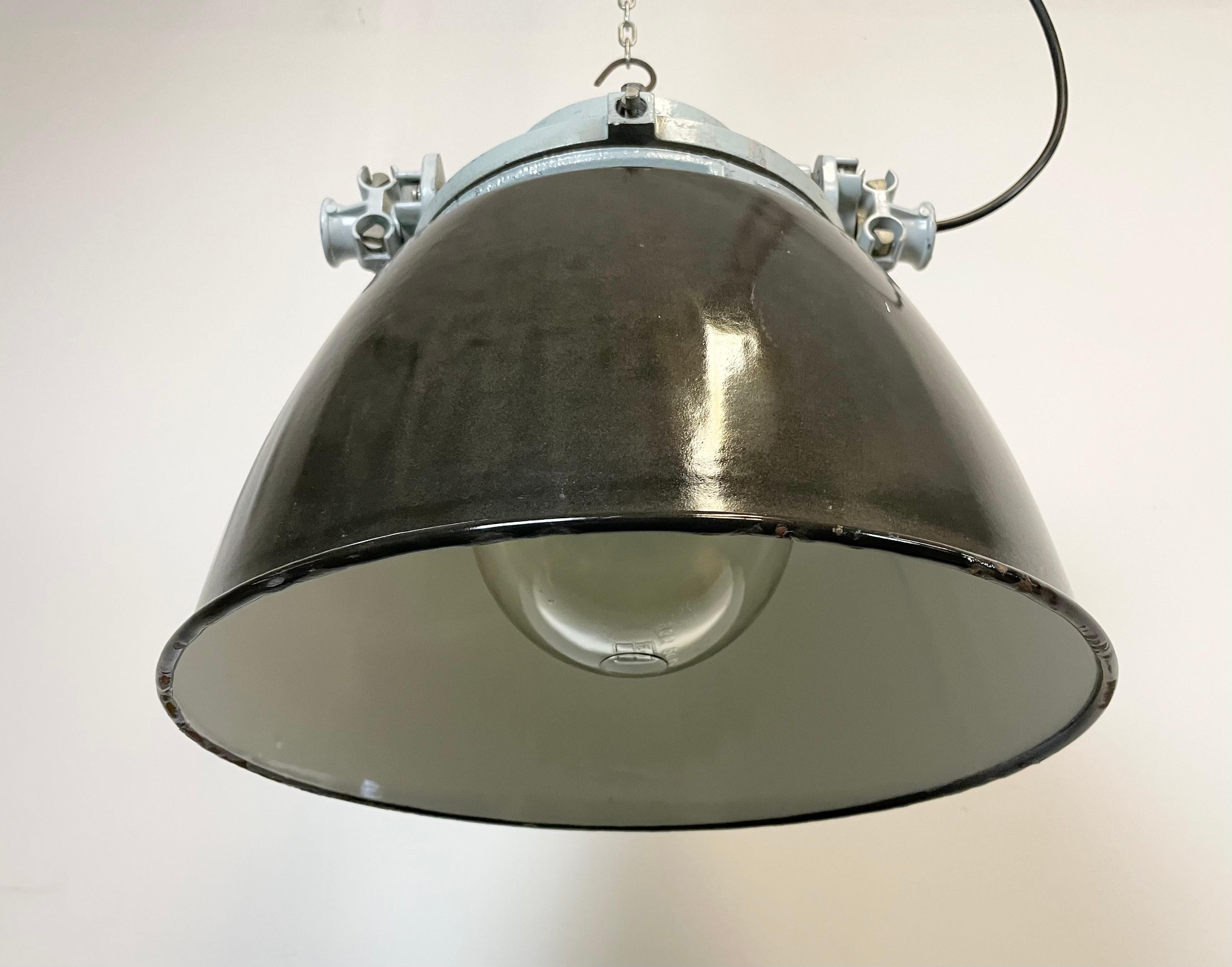 Grey Explosion Proof Lamp with Black Enameled Shade, 1970s In Good Condition For Sale In Kojetice, CZ