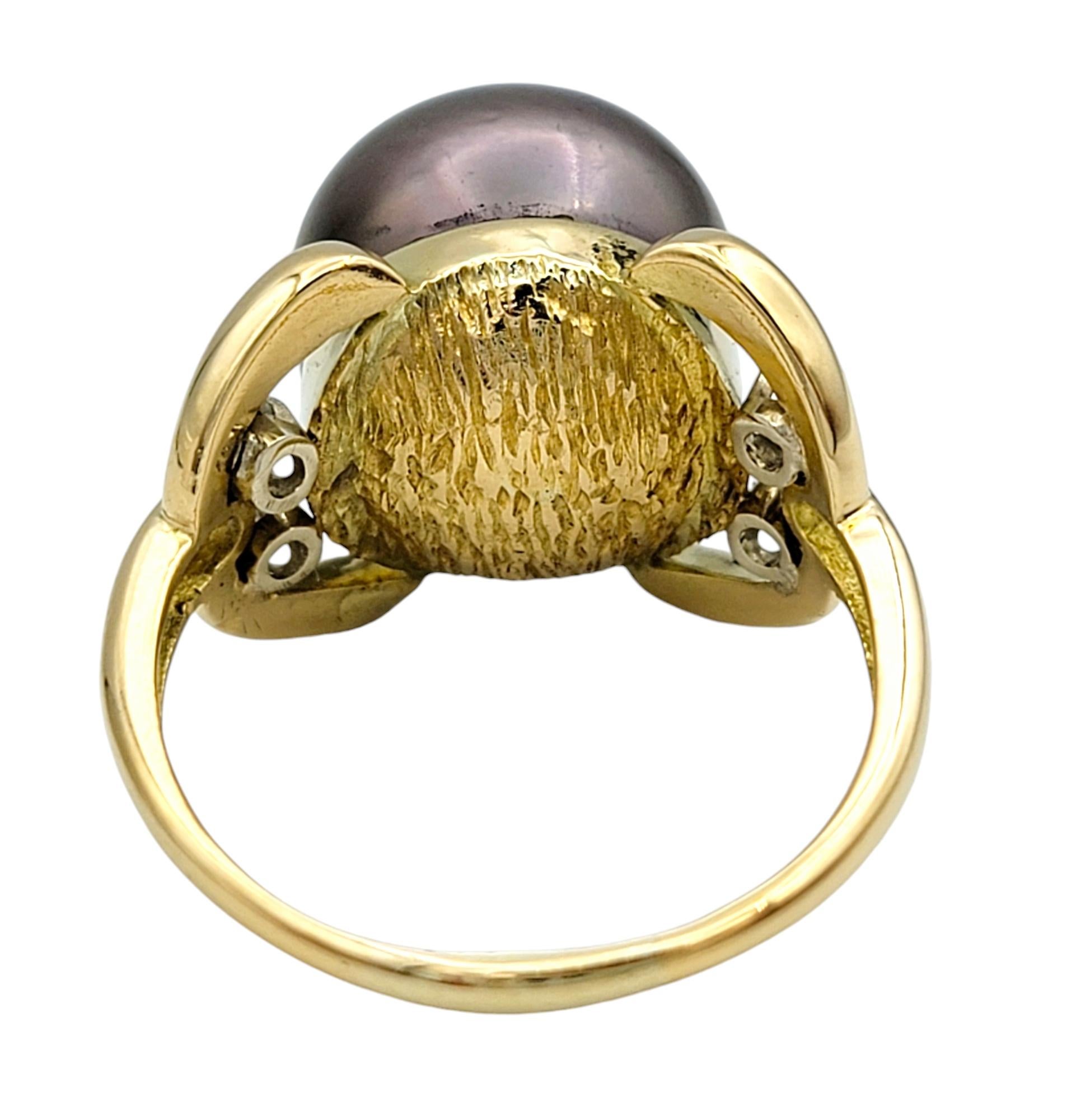Bague cocktail en or jaune 18 carats, perle d'eau douce grise et diamant rond Bon état - En vente à Scottsdale, AZ
