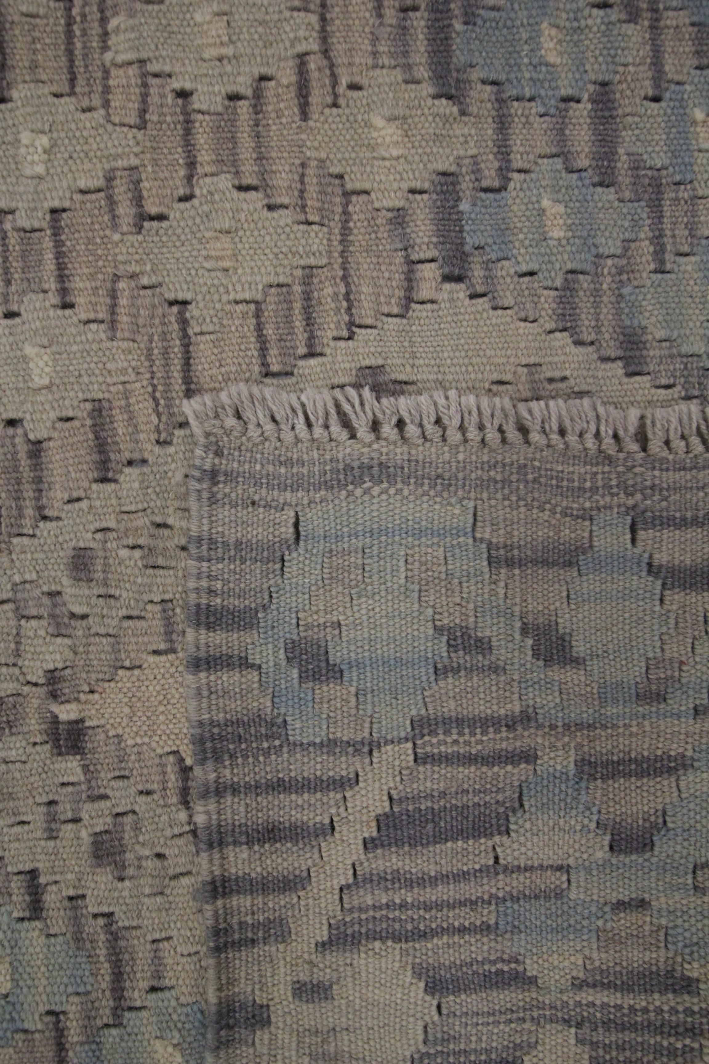 Alfombra Kilim Gris Alfombra Tradicional Kilim Estilo Escandinavo Alfombra de Lana Marrón en Excelente estado para la venta en Wembley, GB