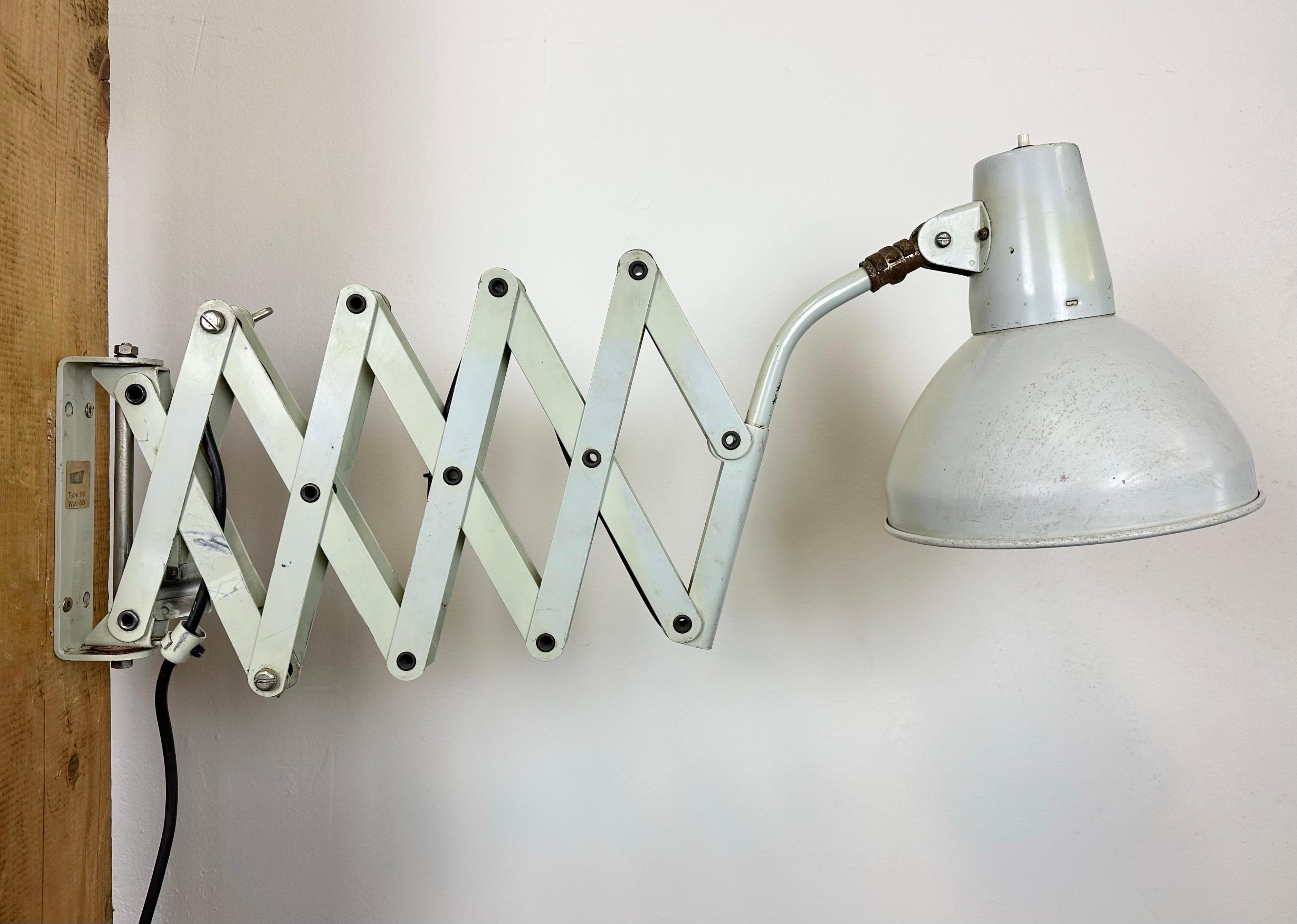 Grey German Industrial Scissor Wall Lamp from SIS, 1960s For Sale 6