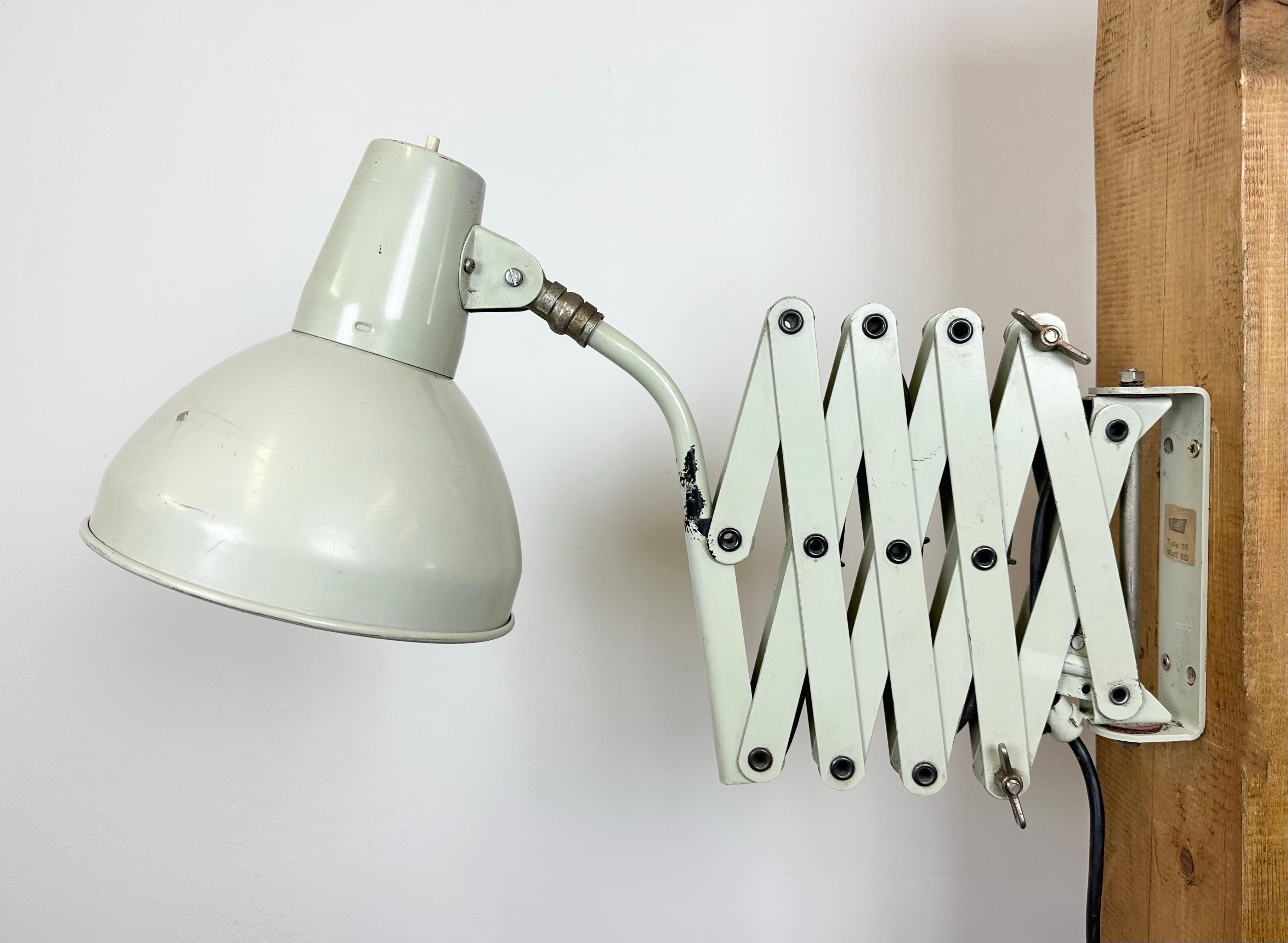 Grey German Industrial Scissor Wall Lamp from SIS, 1960s For Sale 4