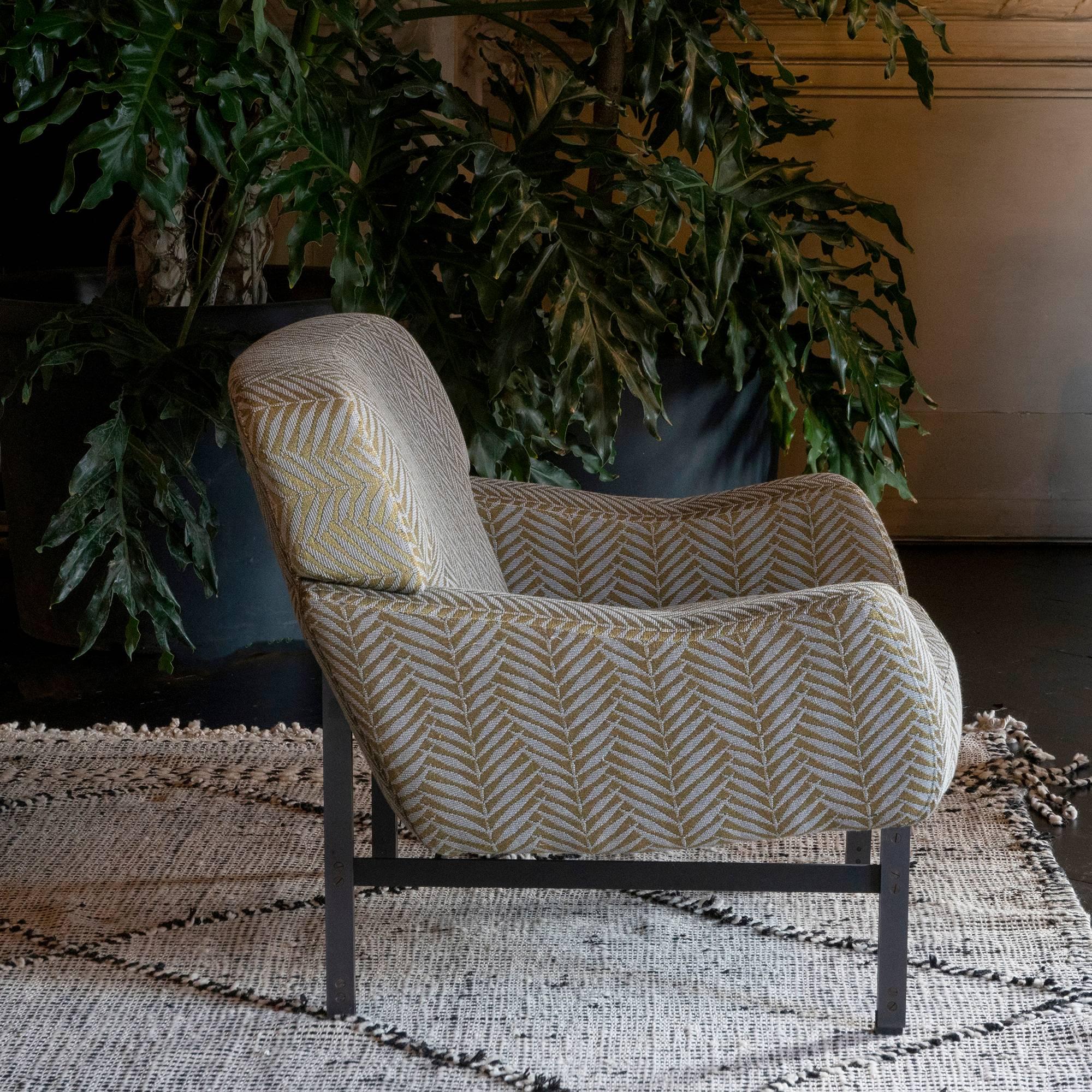 Italian Grey/Gold Woven Fabric and Steel Structure Pair of Armchairs, Italy, circa 1950