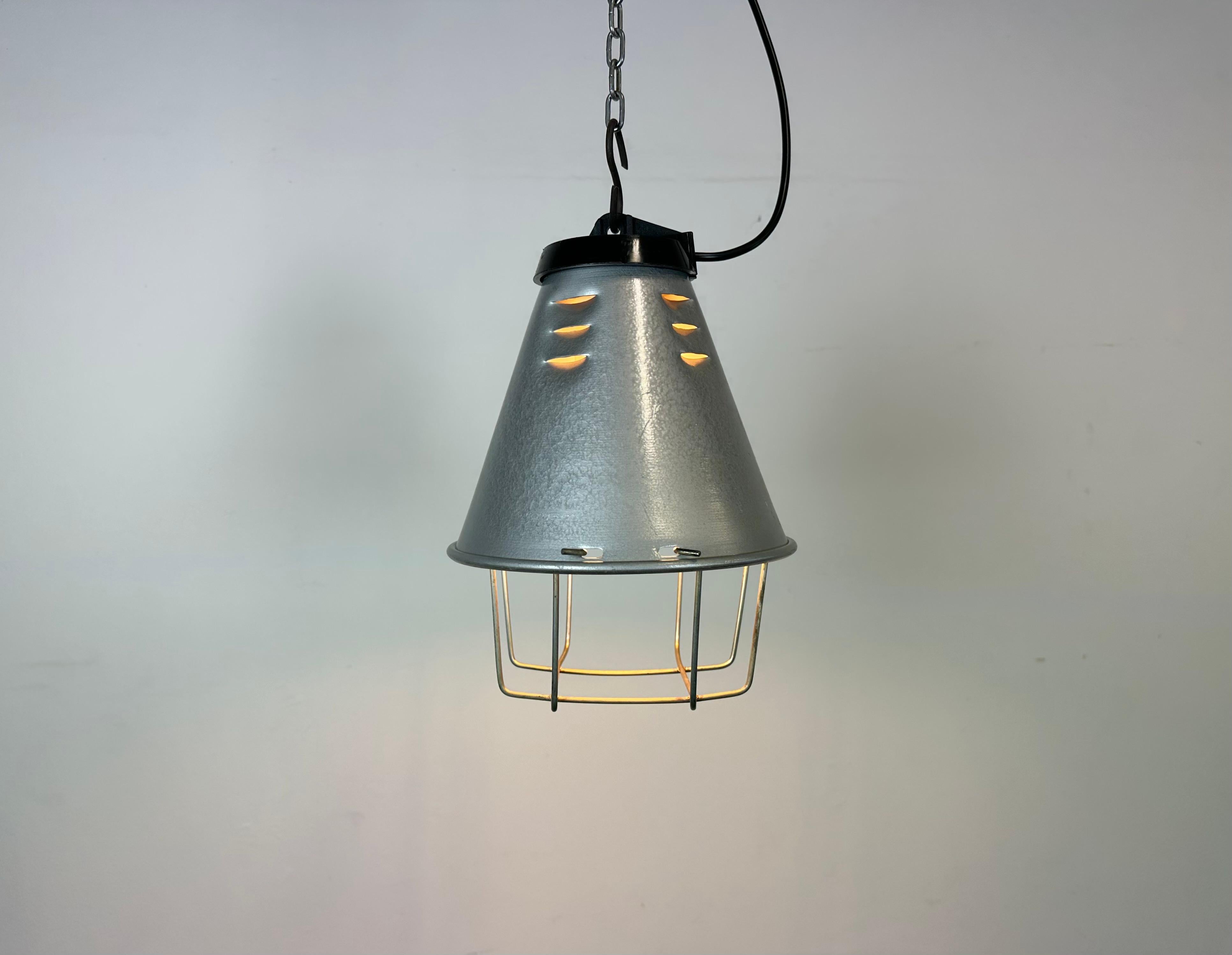 Grey Industrial Aluminium Cage Pendant Lamp, 1970s For Sale 7
