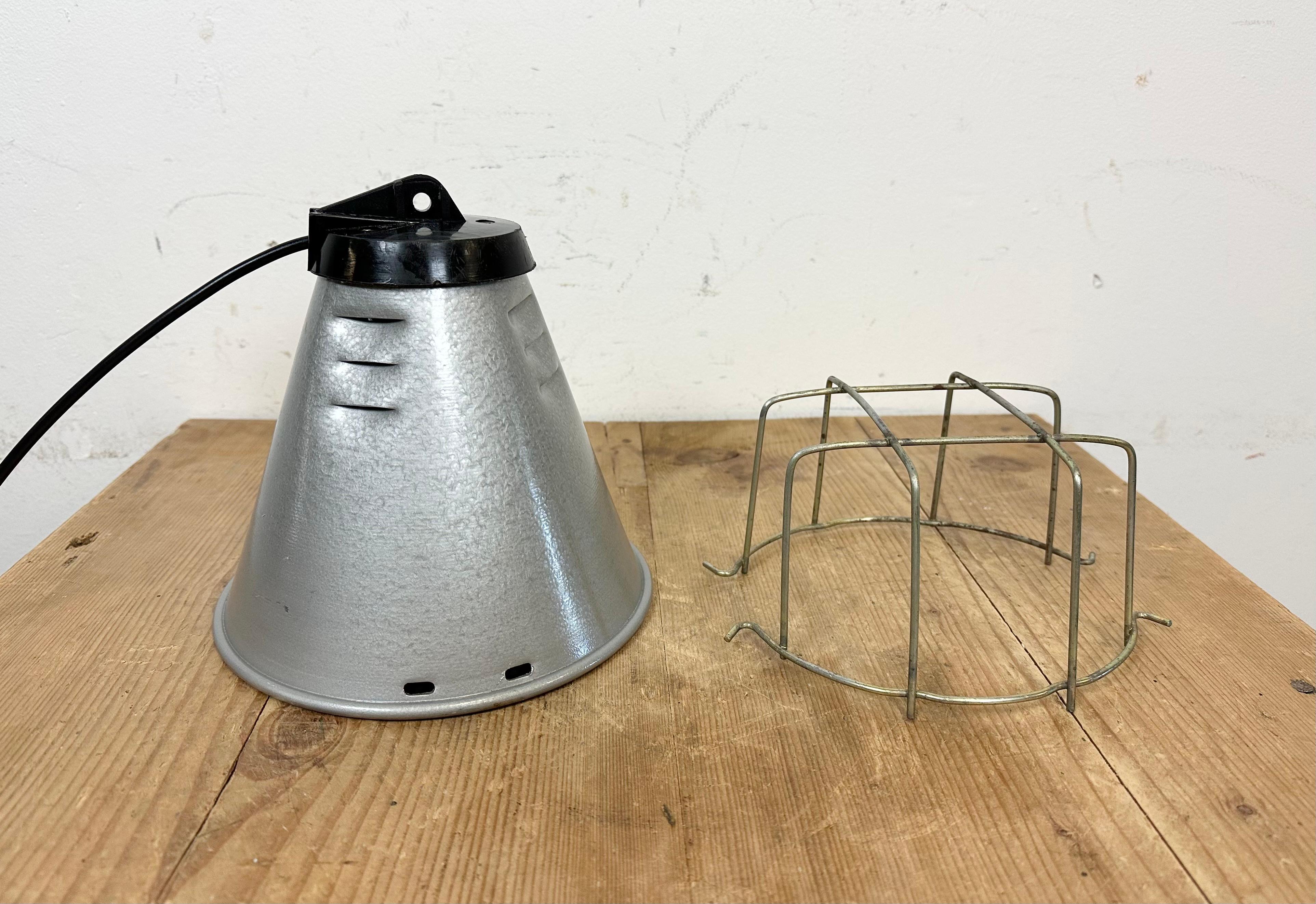 Grey Industrial Aluminium Cage Pendant Lamp, 1970s For Sale 11