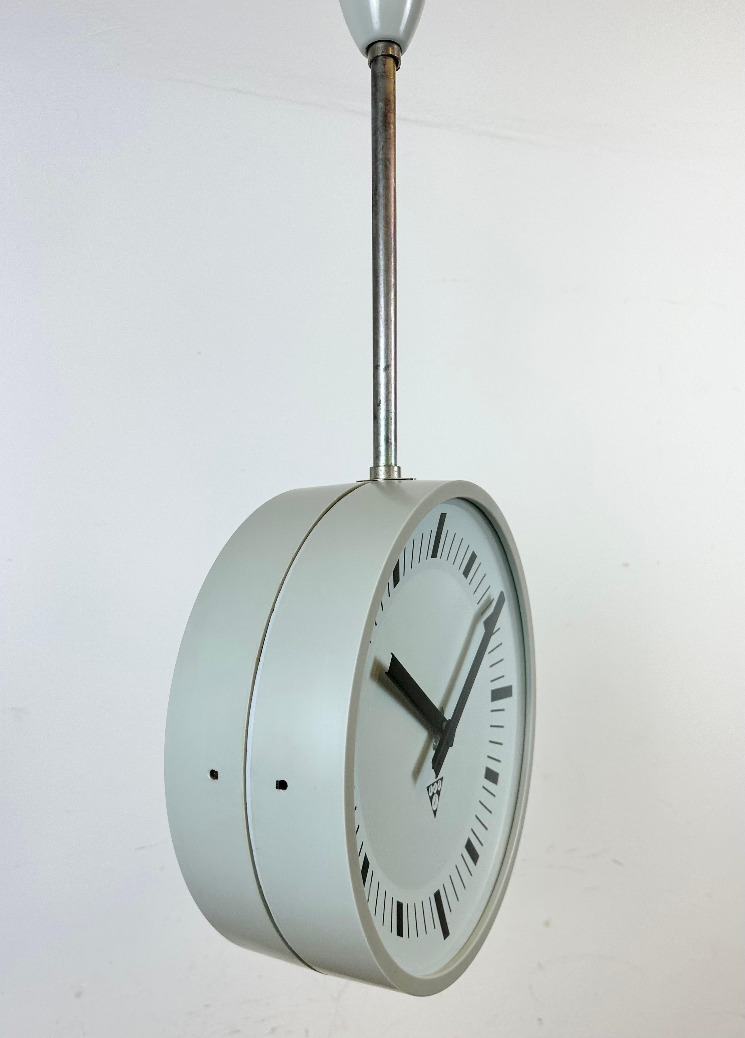 Grey Industrial Bakelite Double Sided Factory Clock from Pragotron, 1980s For Sale 4