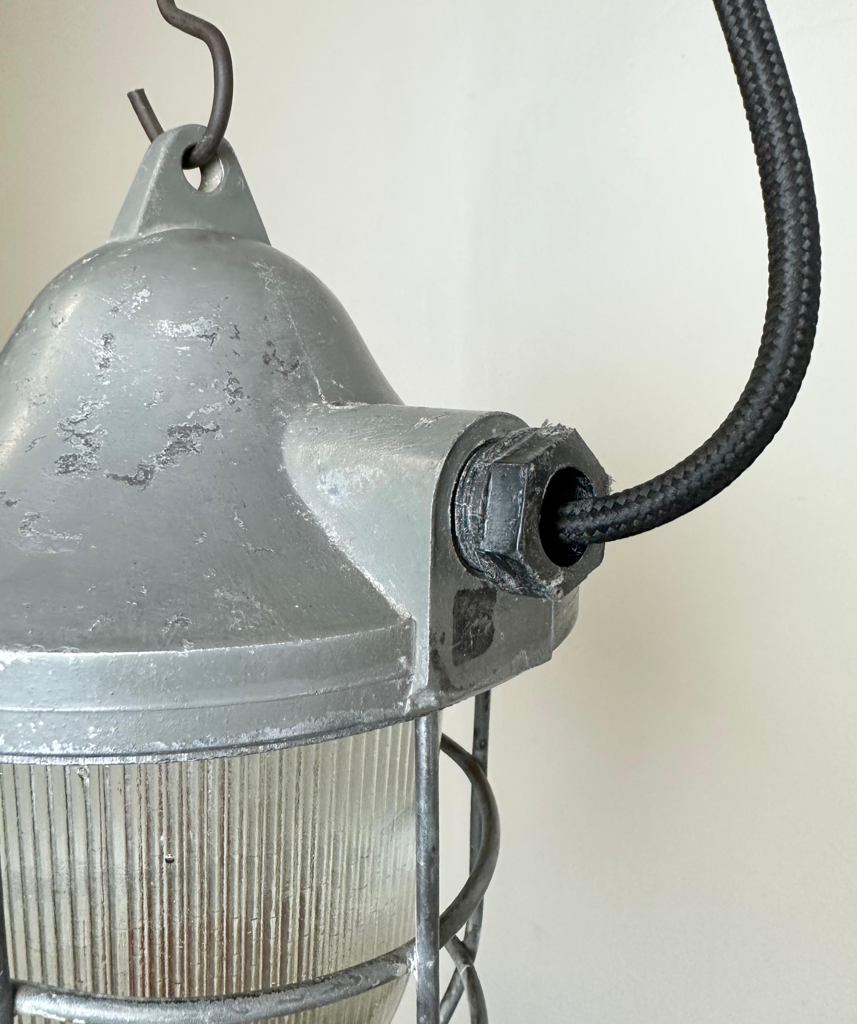 Grey Industrial Bunker Cage Light from Polam Gdansk, 1970s For Sale 3