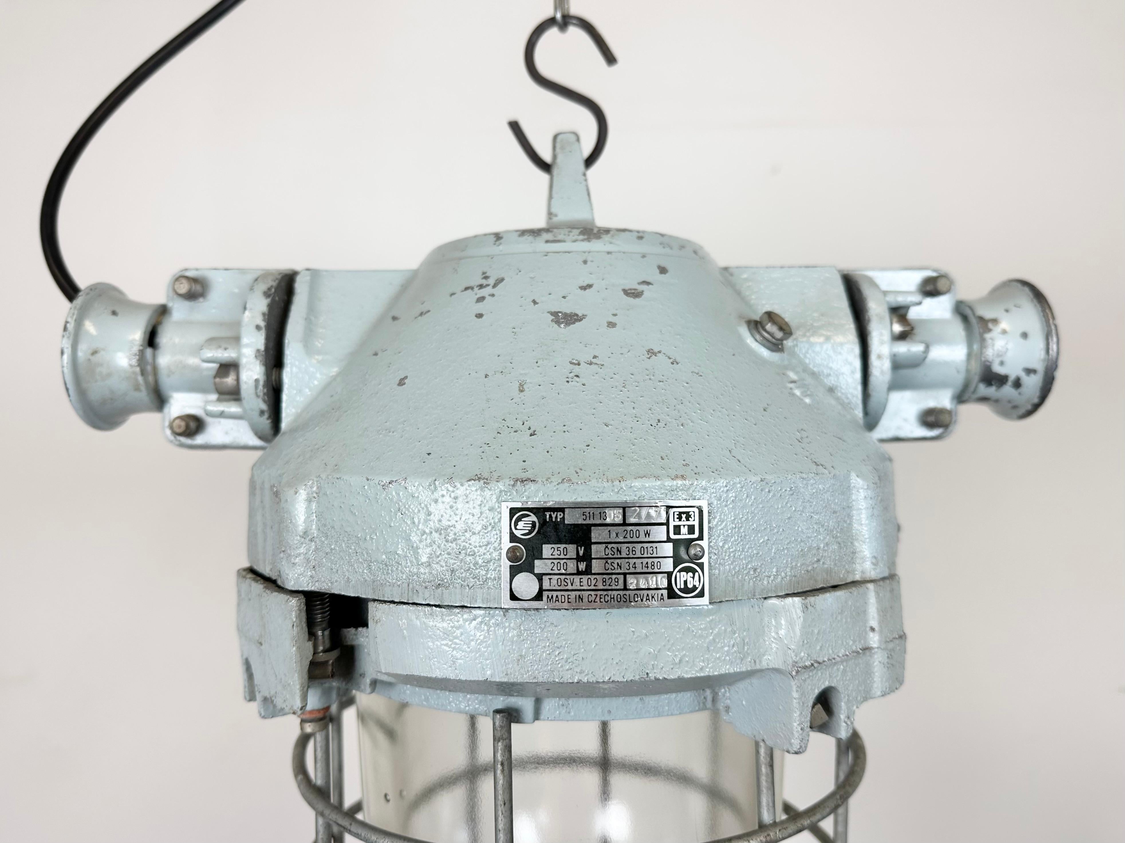 Grey Industrial Bunker Hanging Light with Iron Cage from Elektrosvit, 1970s For Sale 6