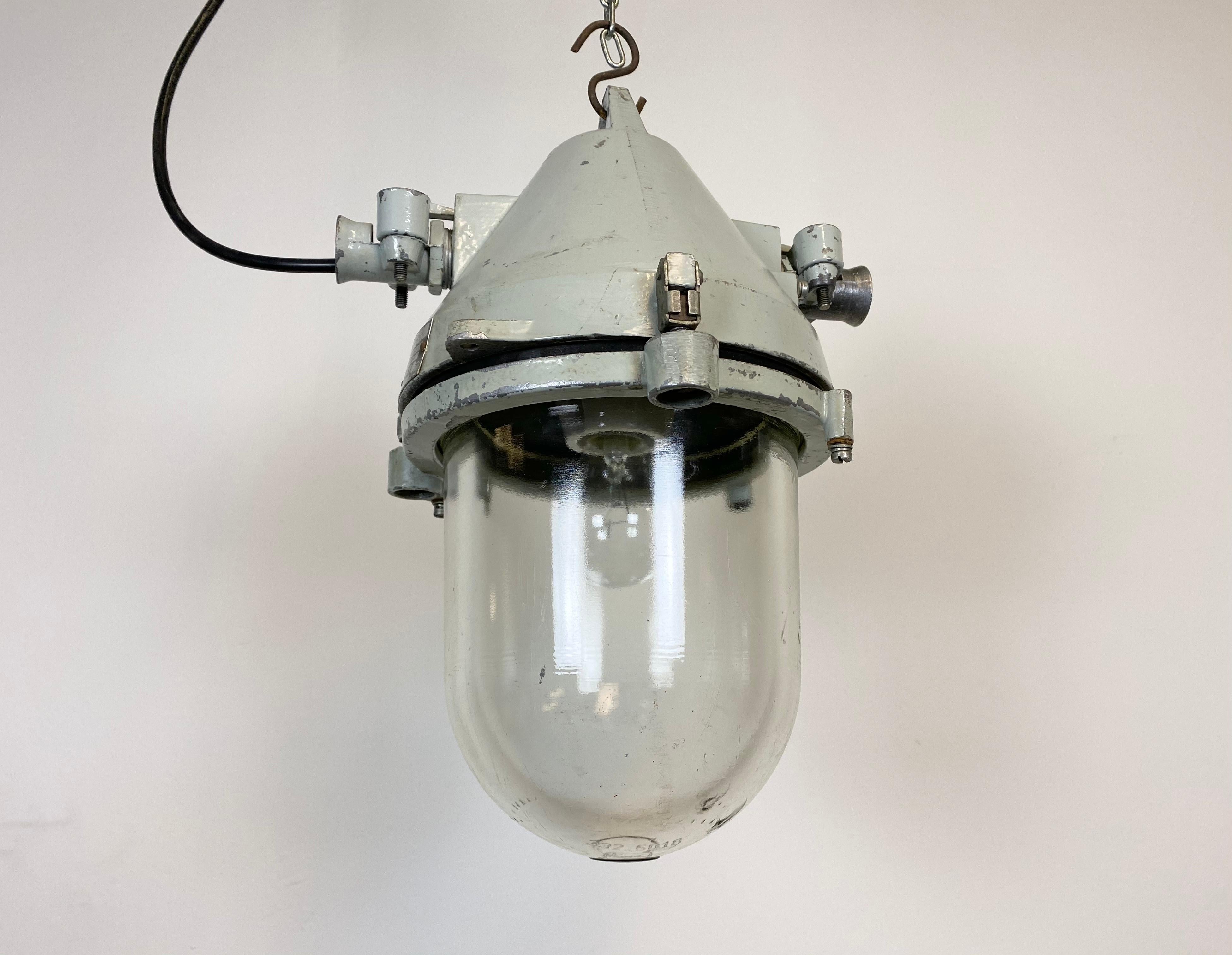 Grey Industrial Cast Aluminium Explosion Proof Lamp, 1970s 2